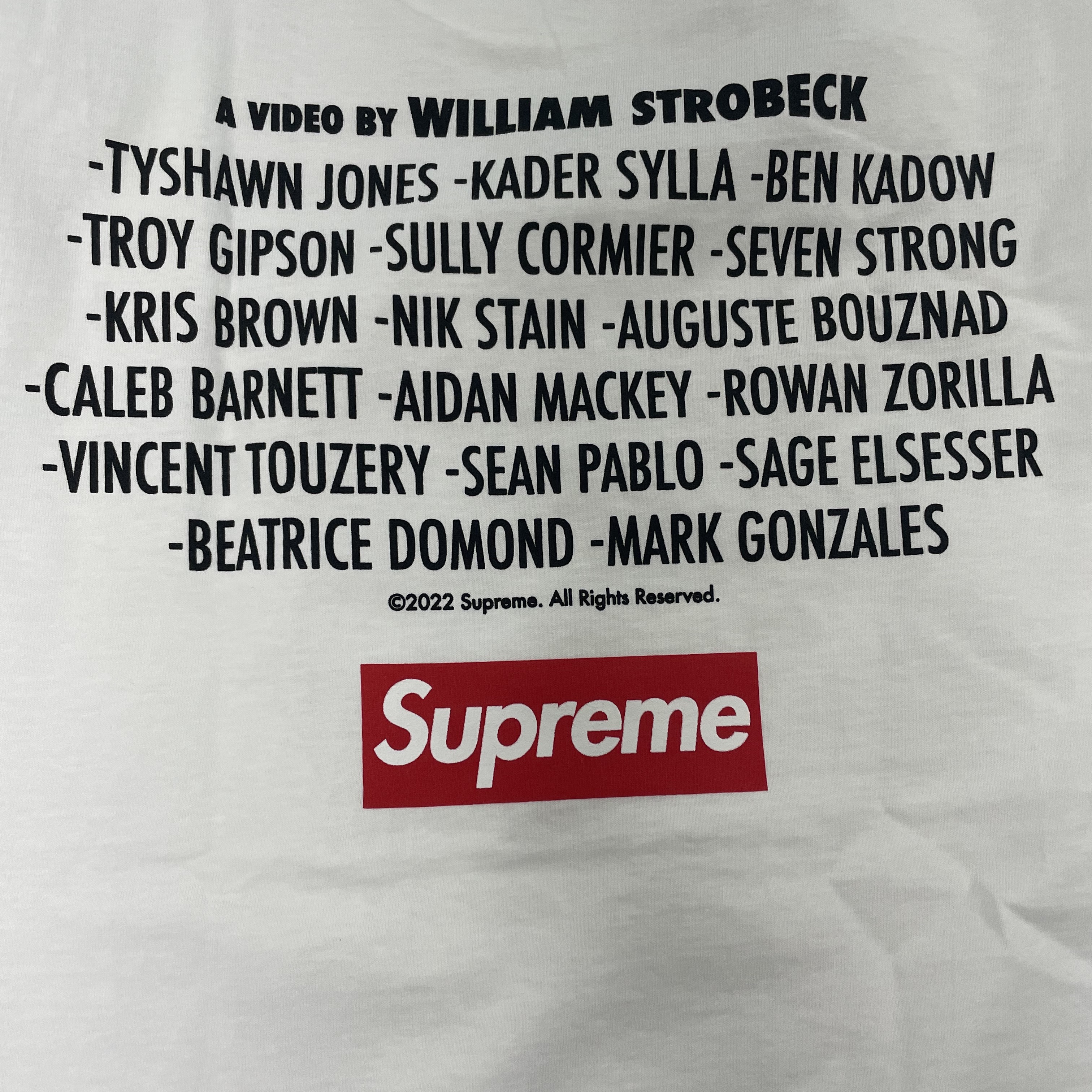 Supreme Play Dead T-Shirt White - 22FW 착용 스타일