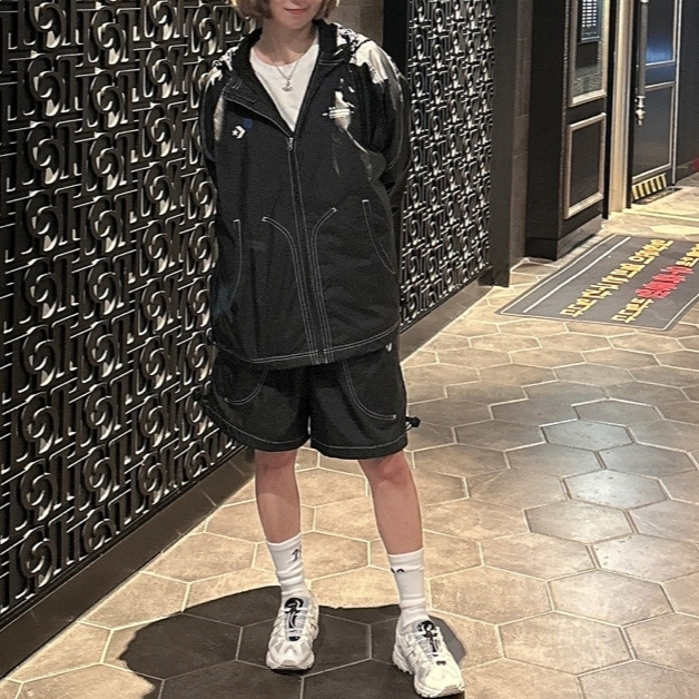 Converse x Ader Error Shapes Light Jacket Converse Black, Converse x Ader Error Shapes Shorts Black 착용 스타일