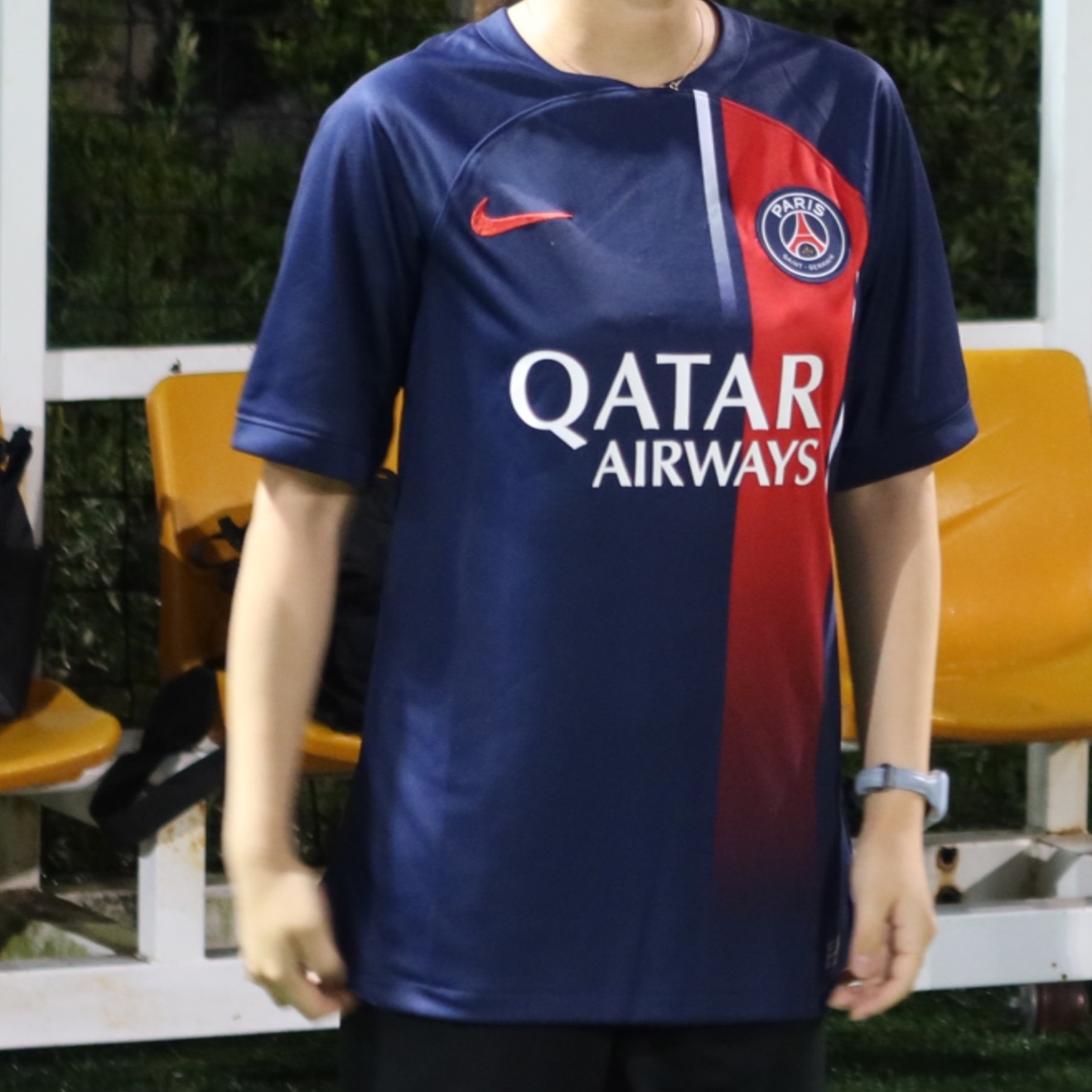 Nike Paris Saint-Germain 2023/24 Dri-Fit Stadium Home Jersey Midnight Navy (Non Marking Ver.) 착용 스타일 - 1