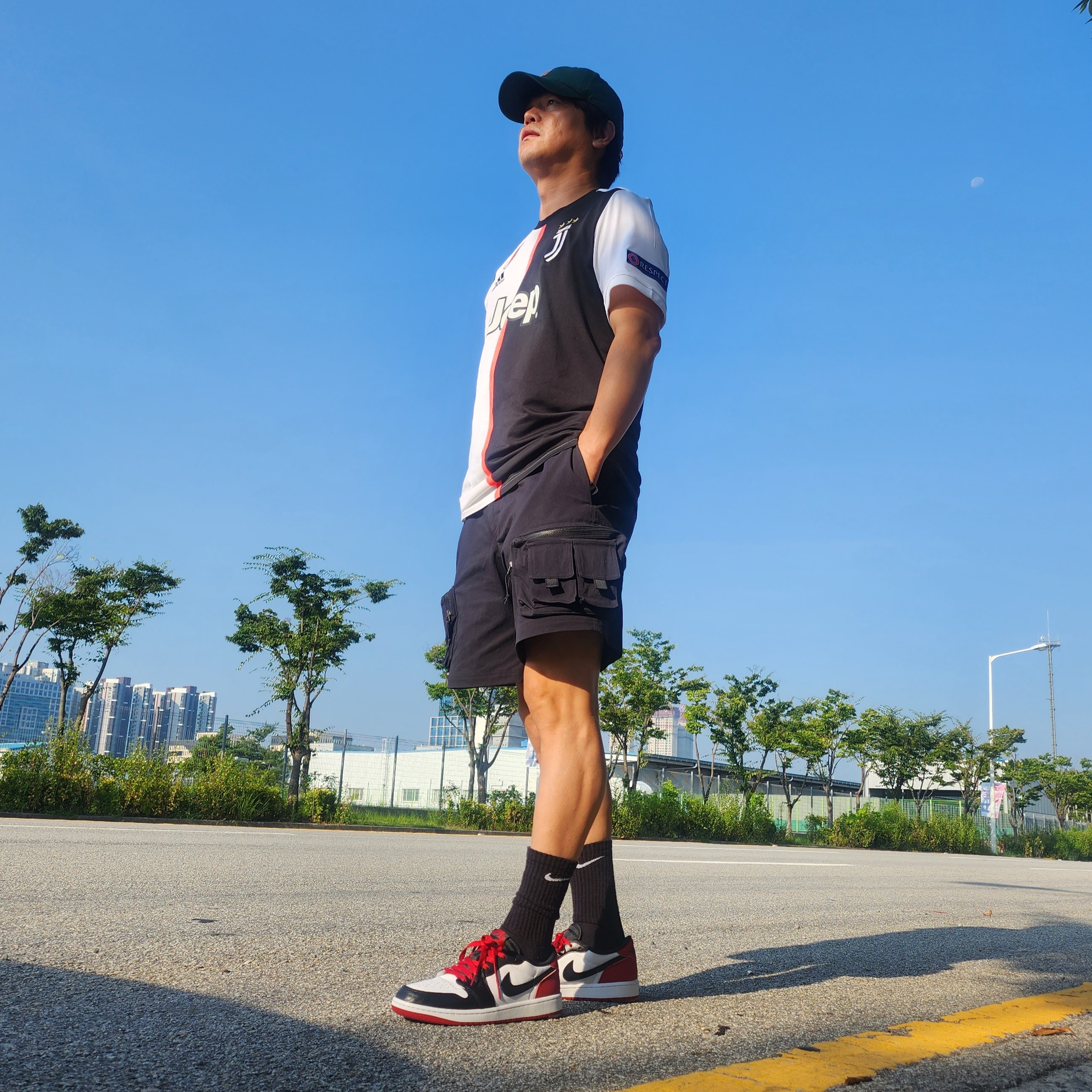 Nike ACG Cargo Shorts Black - Asia, Jordan 1 Retro Low OG Black Toe 착용 스타일 - 2