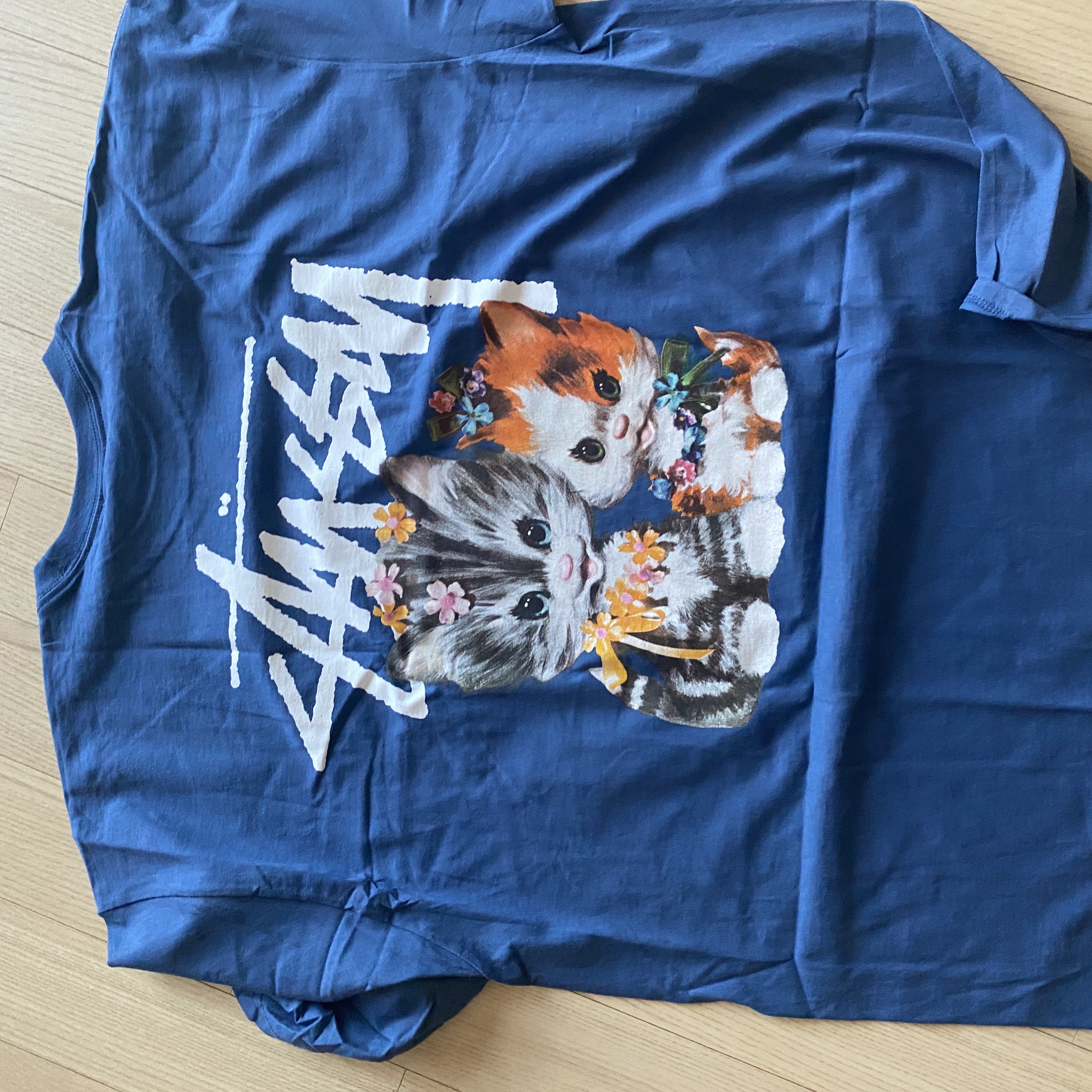 Stussy Kittens T-Shirt Midnight 착용 스타일
