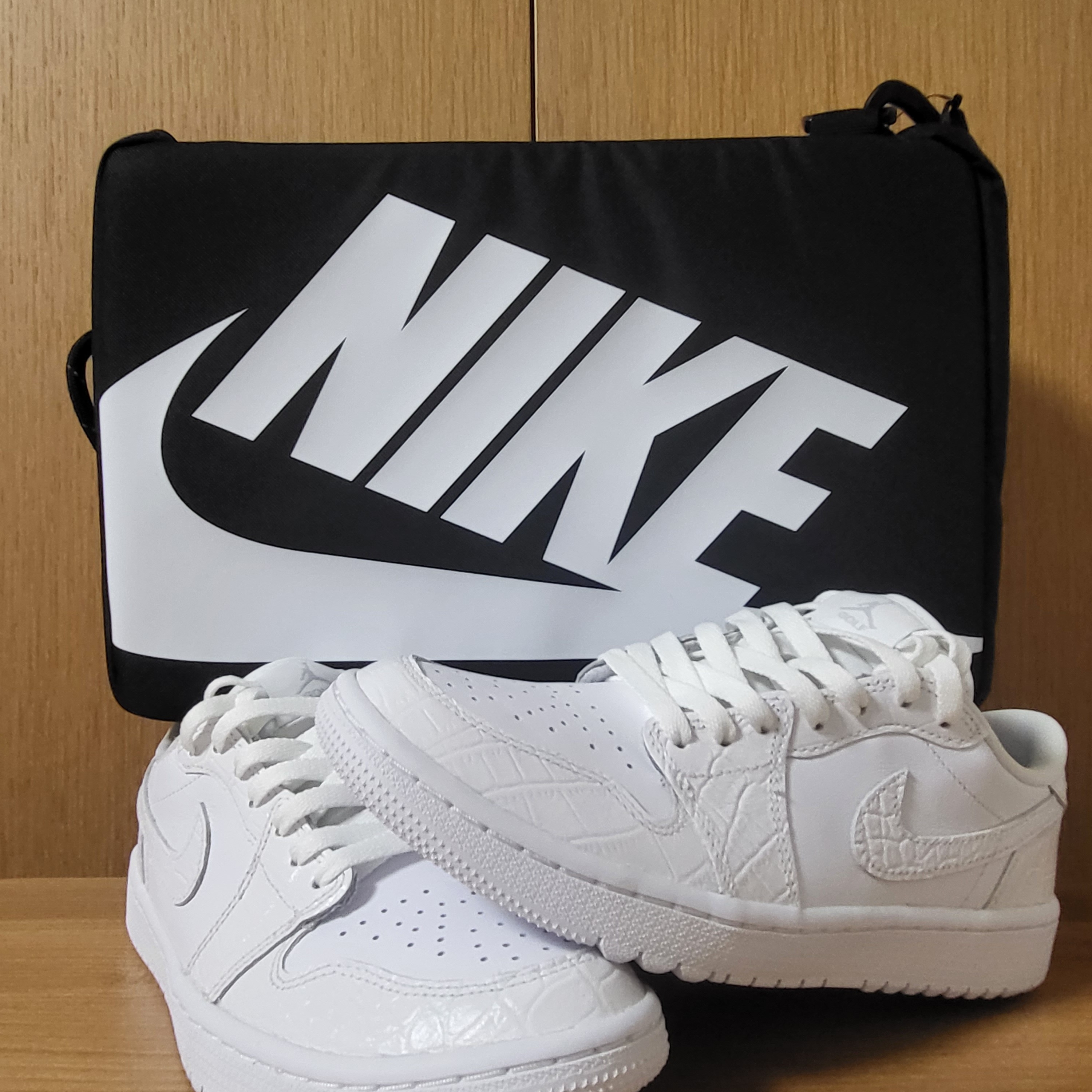 Jordan 1 Low Golf Pure Platinum 착용 스타일 - 3