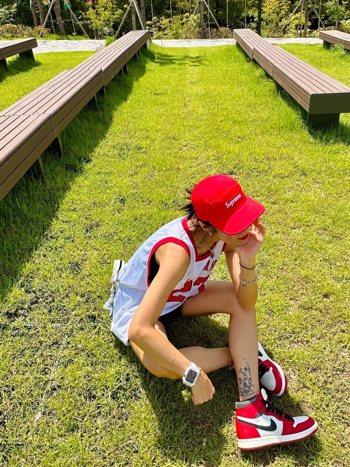 Jordan 1 Retro High OG Chicago 2022, (W) Nike Essential Mid Rise Bike Shorts Black - Asia 착용 스타일 - 3