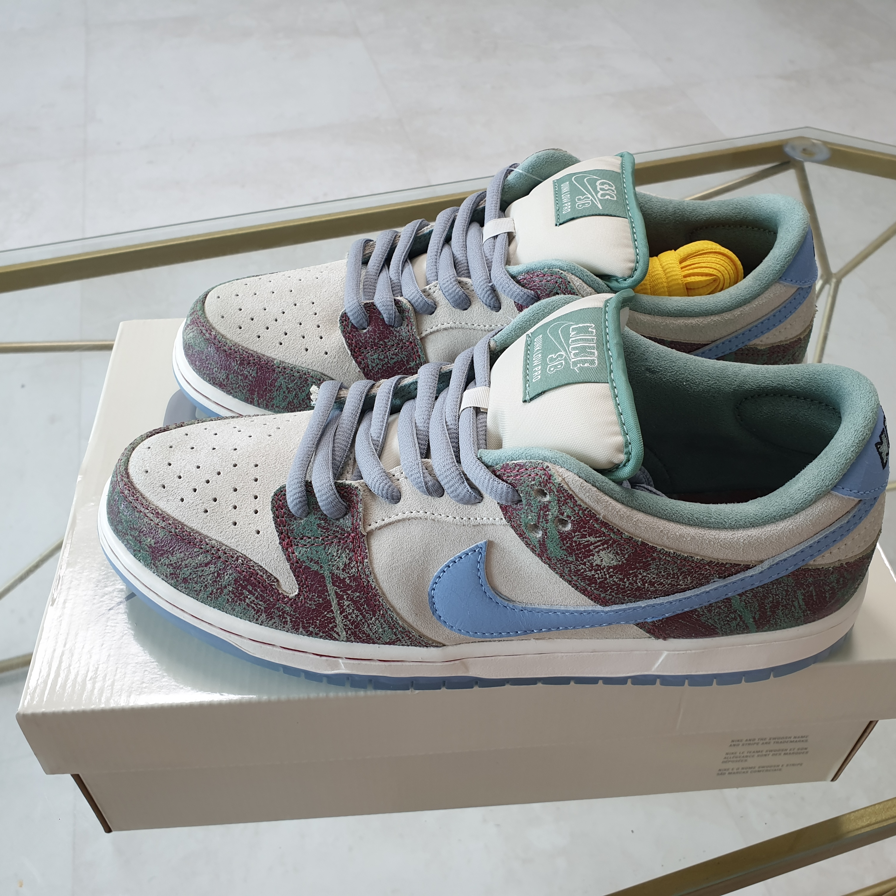 Nike x Crenshaw Skate Club SB Dunk Low Sail Light Blue Cedar 착용 스타일 - 3