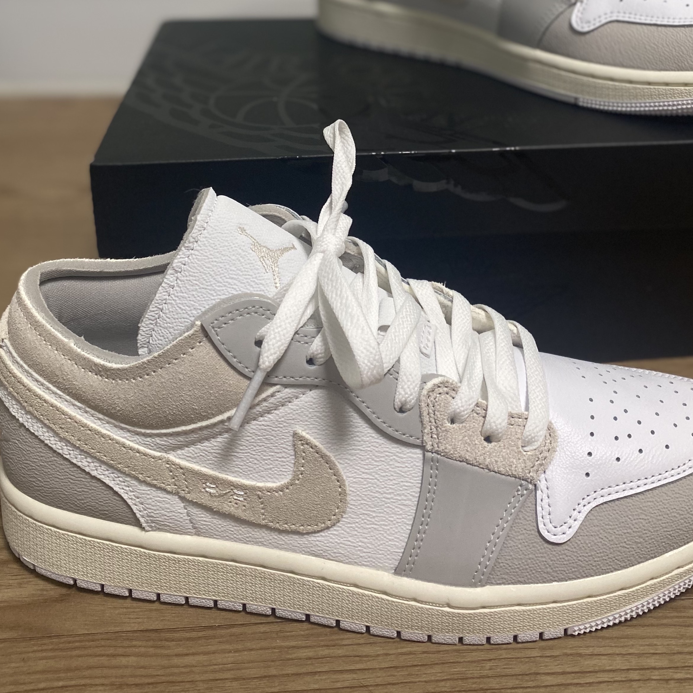 Jordan 1 Low SE Craft Tech Grey 착용 스타일