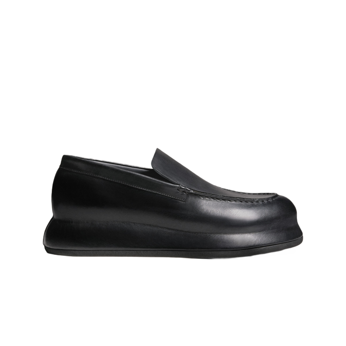 자크뮈스 레 모카신 브리치올라 스컬프티드 로퍼 블랙(Jacquemus Les Mocassins Bricciola Sculpted Loafers Black) - 1