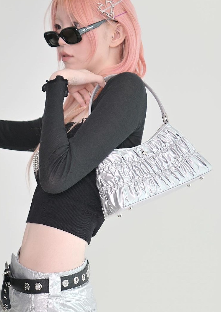 For Appeal Women Sparkle Star Shirring Hobo Bag Silver 착용 스타일