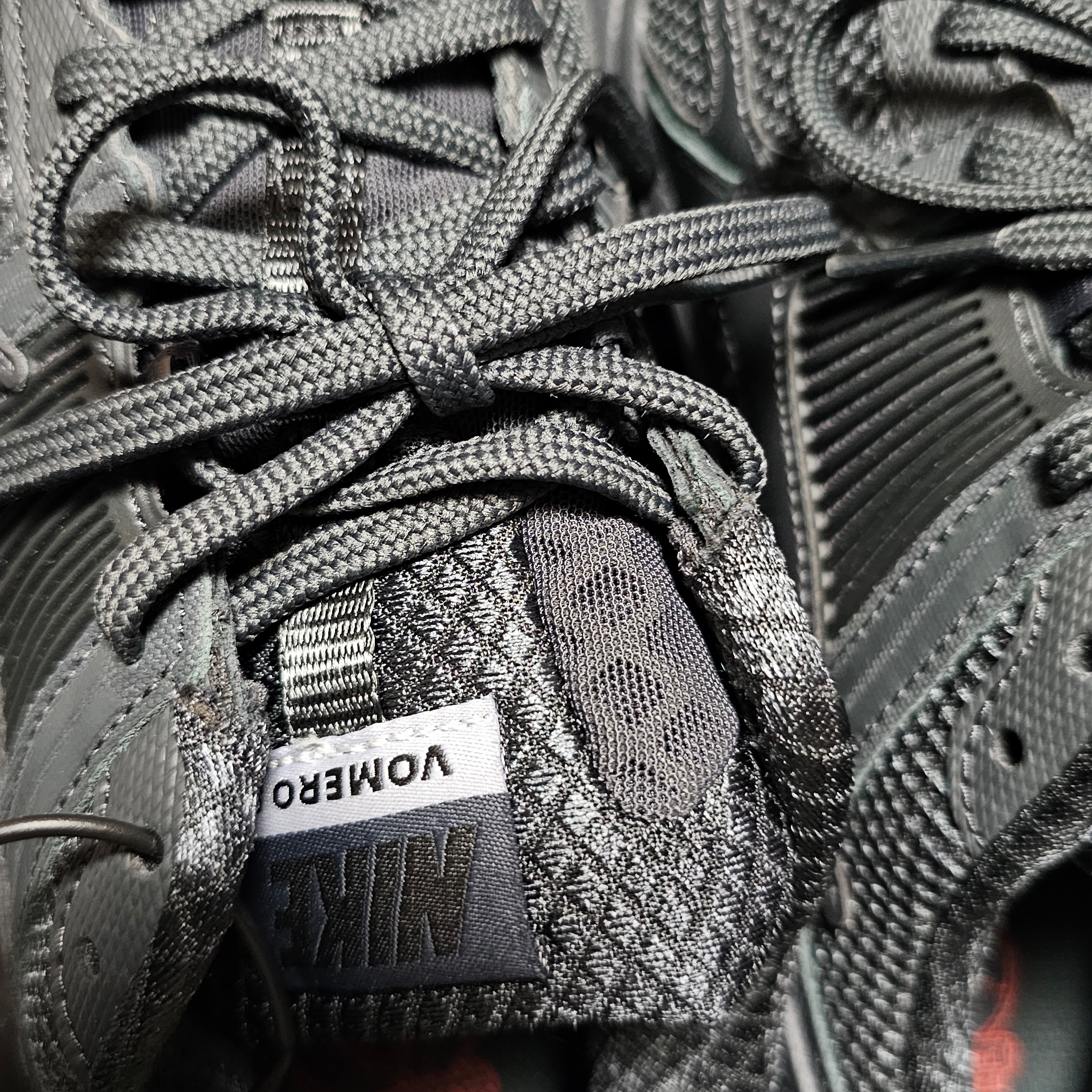 Nike Zoom Vomero 5 SP Anthracite 2023 착용 스타일