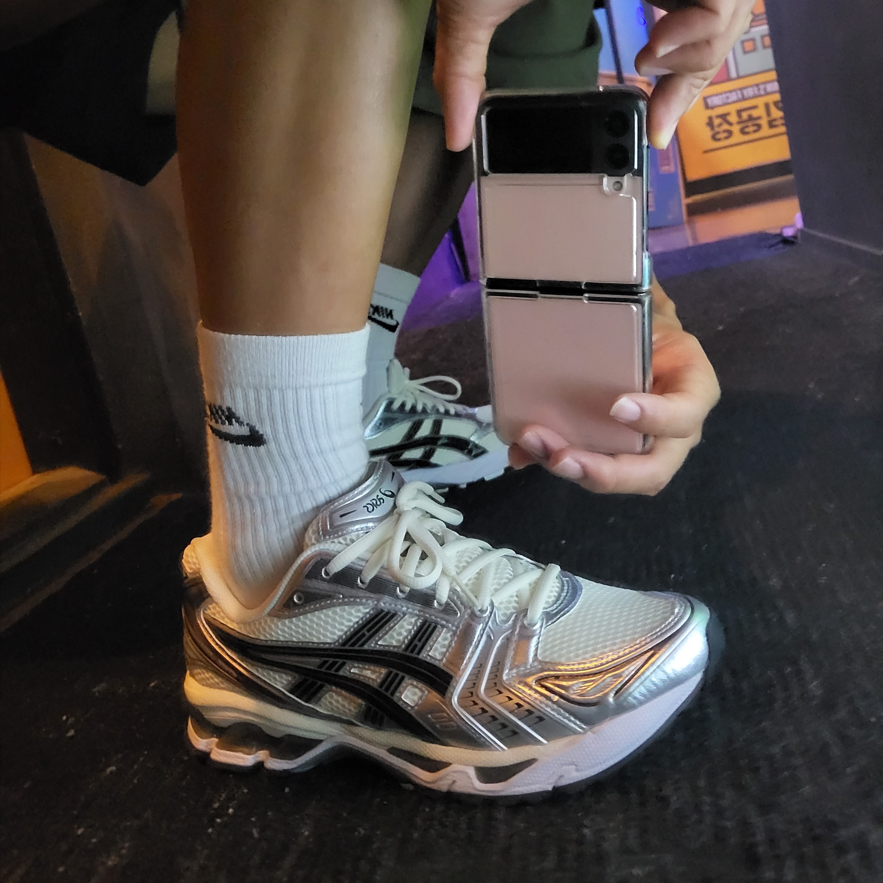 Asics Gel-Kayano 14 Cream Black 착용 스타일