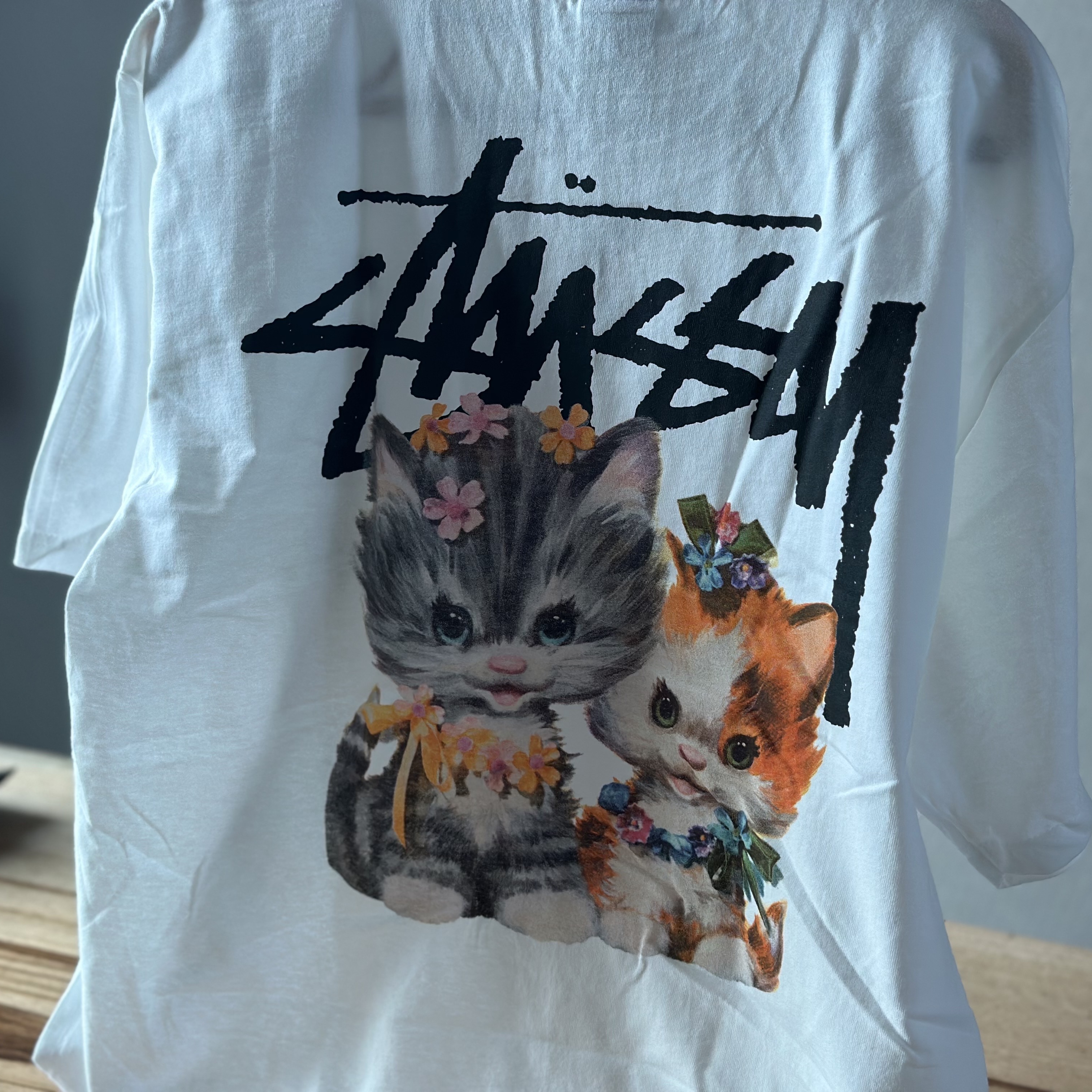 Stussy Kittens T-Shirt White 착용 스타일 - 1