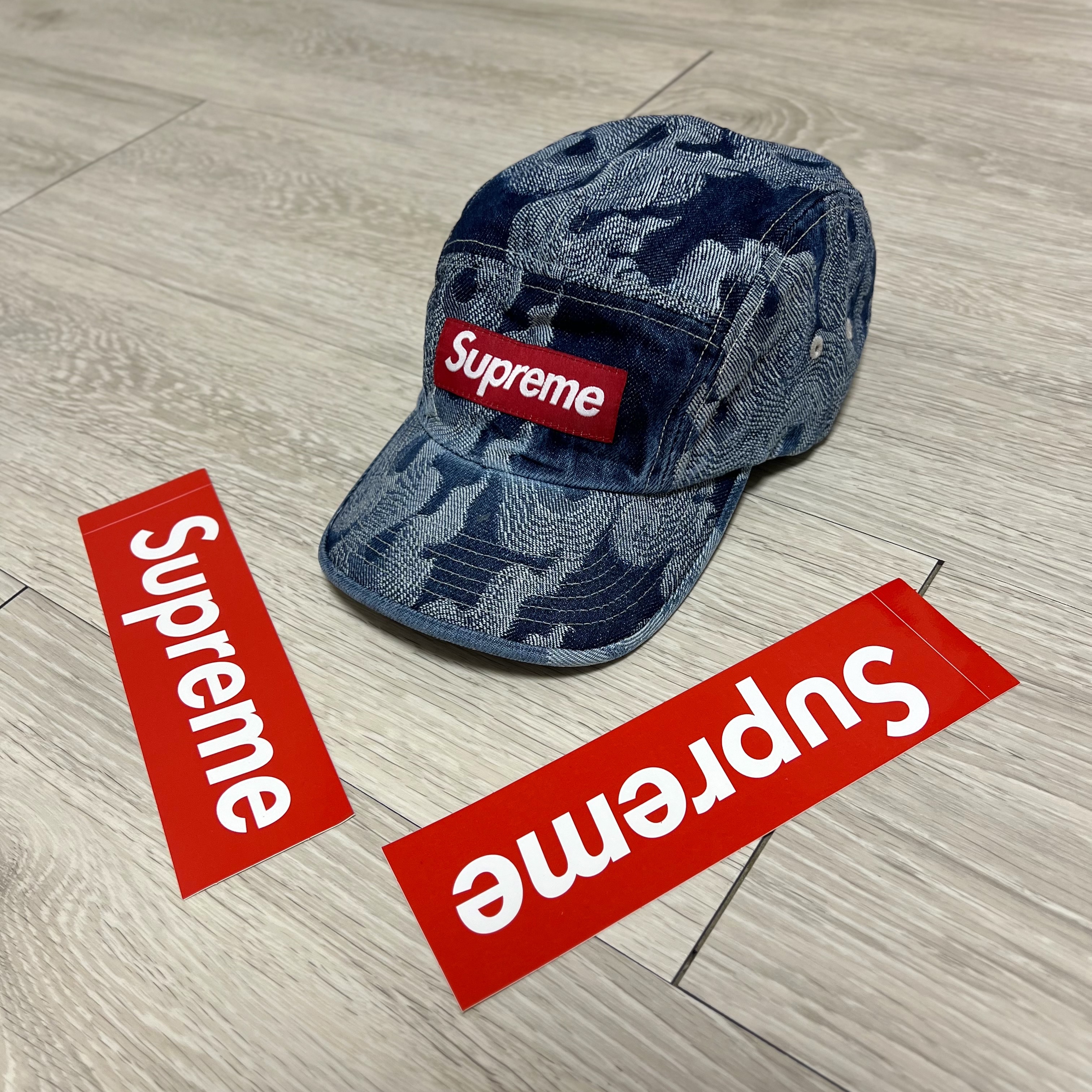 Supreme Flames Jacquard Denim Camp Cap Washed Indigo - 23SS 착용 스타일
