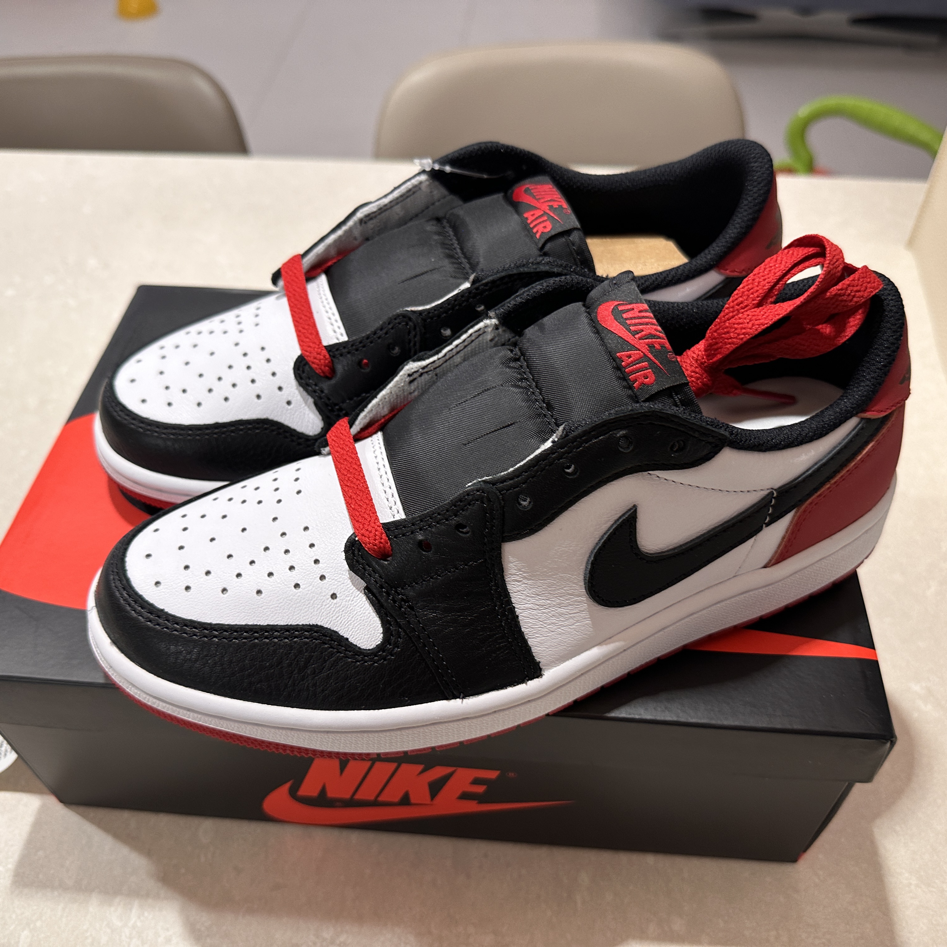 Jordan 1 Retro Low OG Black Toe 착용 스타일