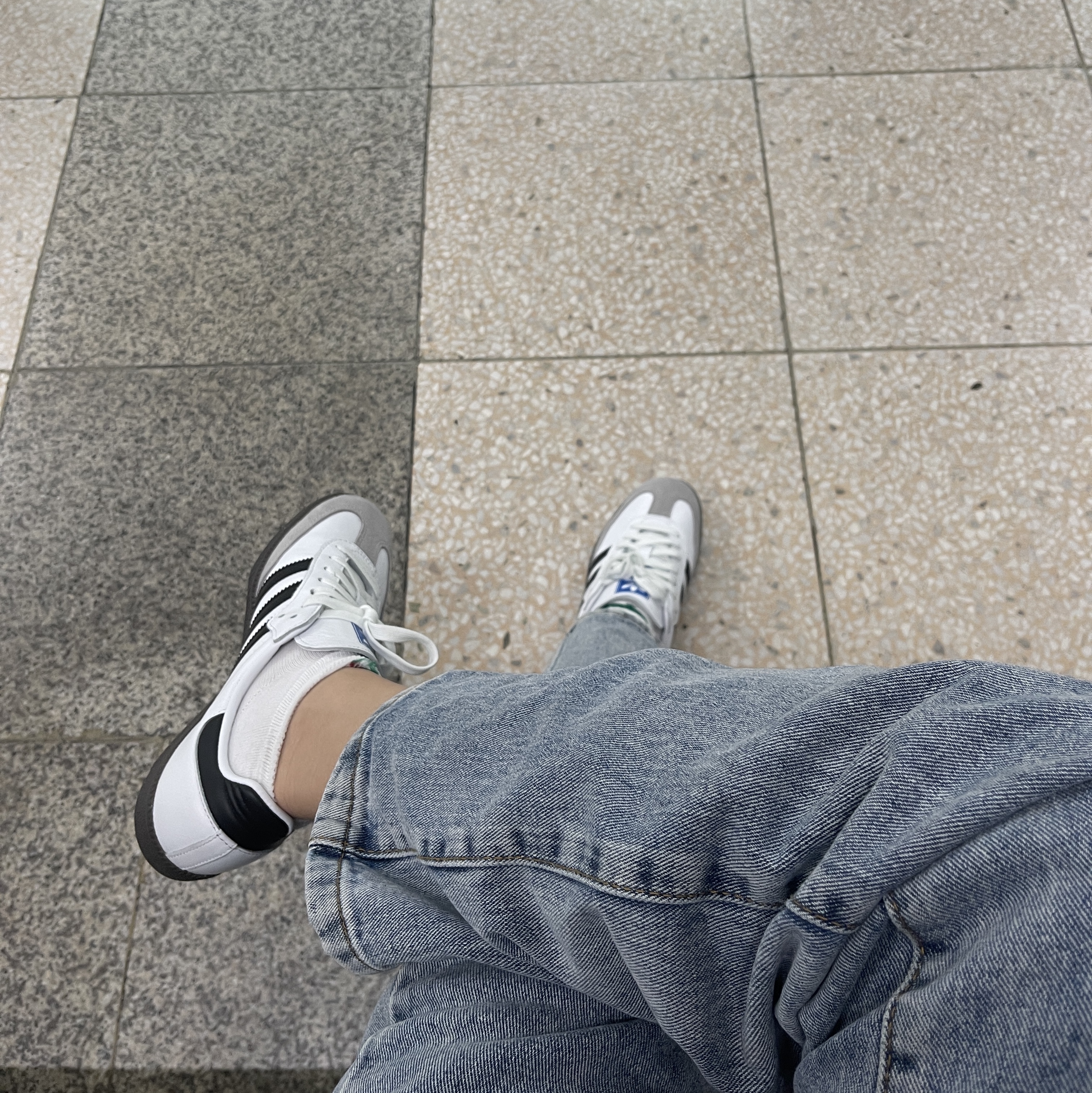 Adidas Samba OG Cloud White 착용 스타일