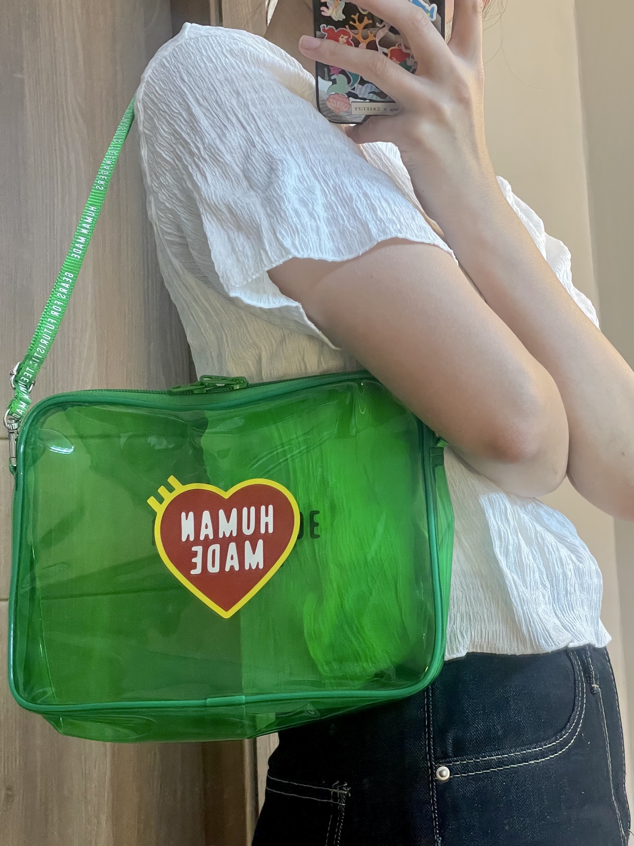 Human Made PVC Pouch Large Green 착용 스타일