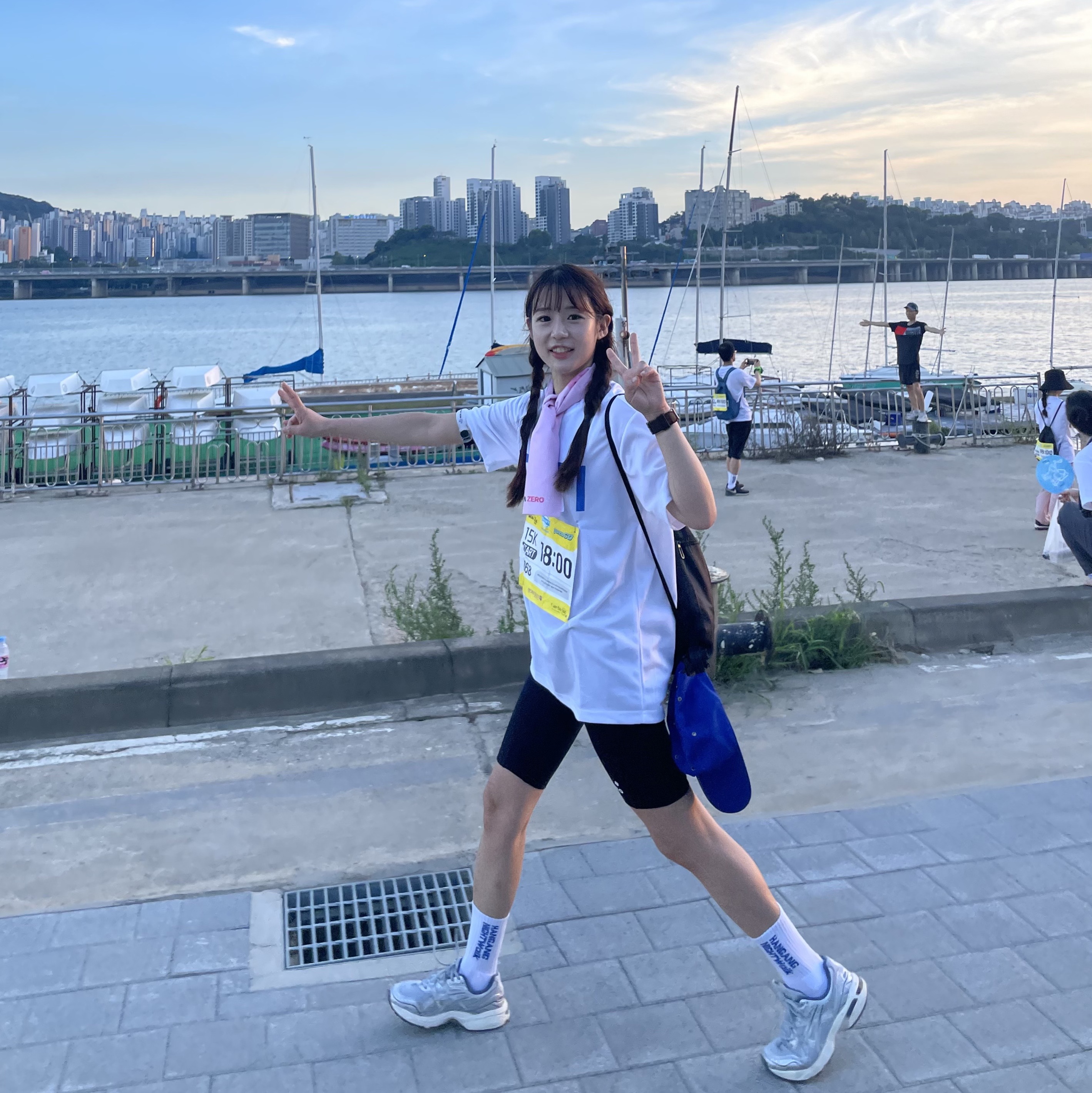 (W) IAB Studio Leggings Shorts Black - 23FW, Asics Gel-1090 Piedmont Grey 착용 스타일 - 2
