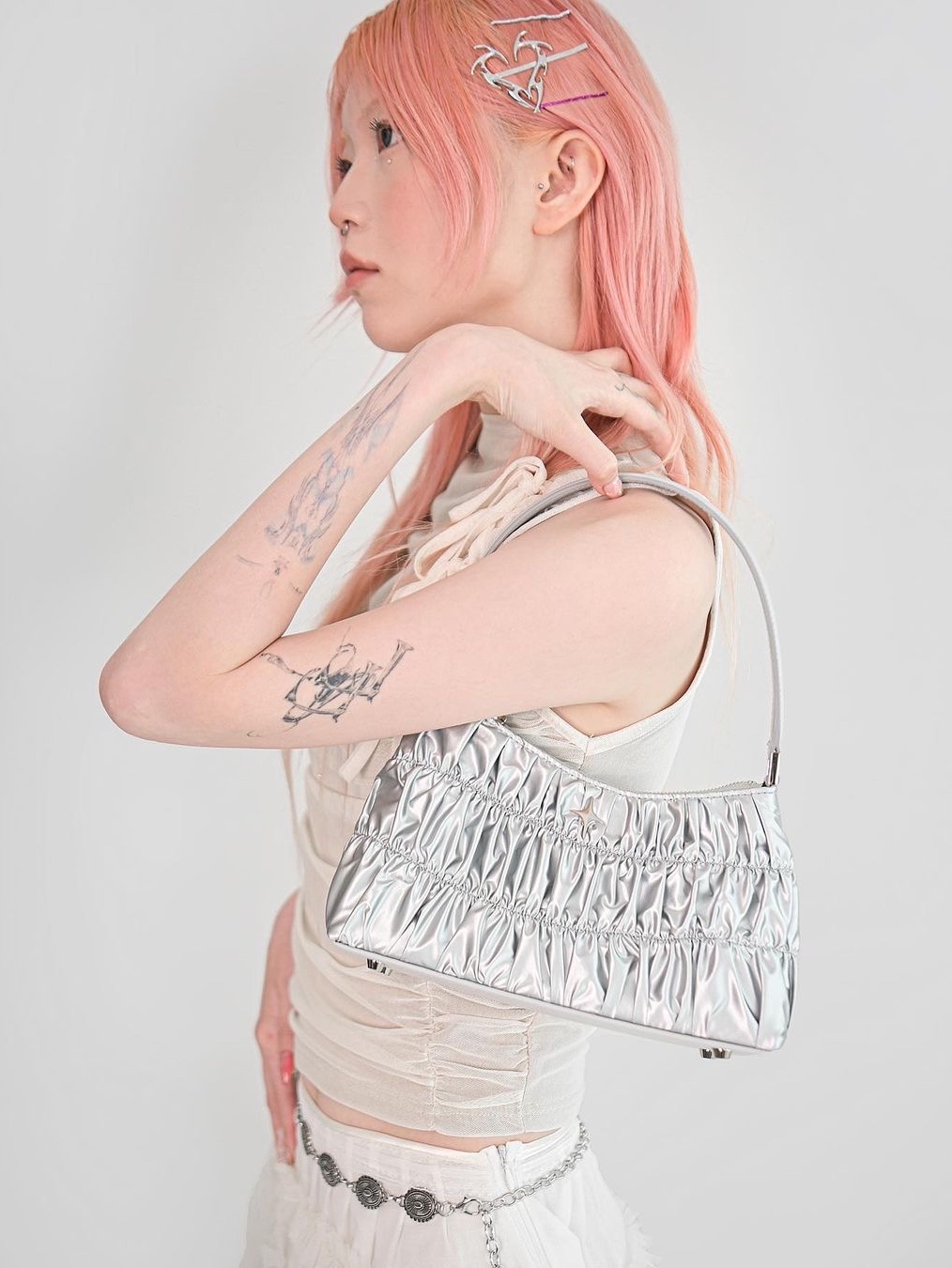 For Appeal Women Sparkle Star Shirring Hobo Bag Silver 착용 스타일
