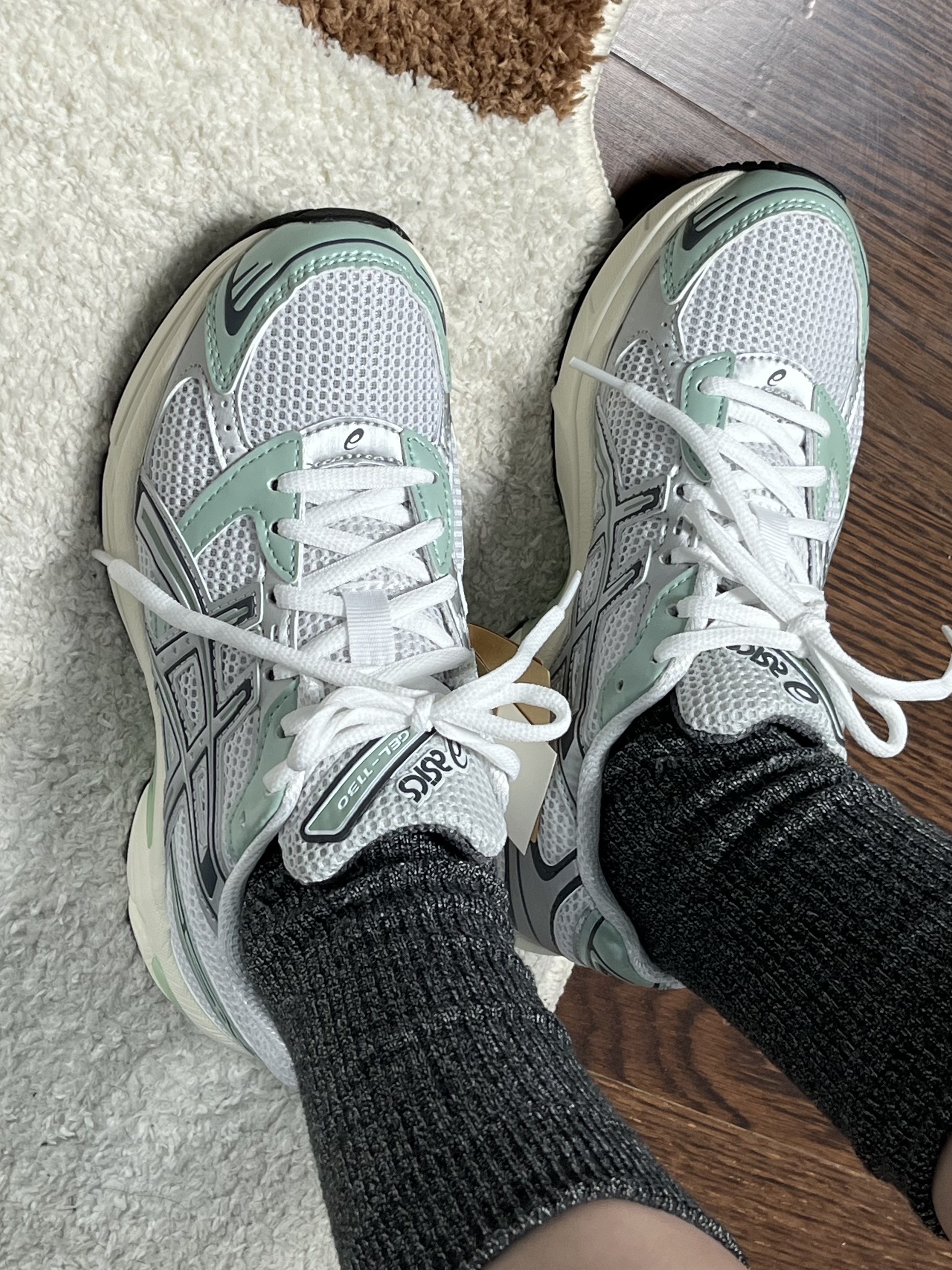 Asics x Naked Gel-1130 White Pure Silver 착용 스타일 - 3