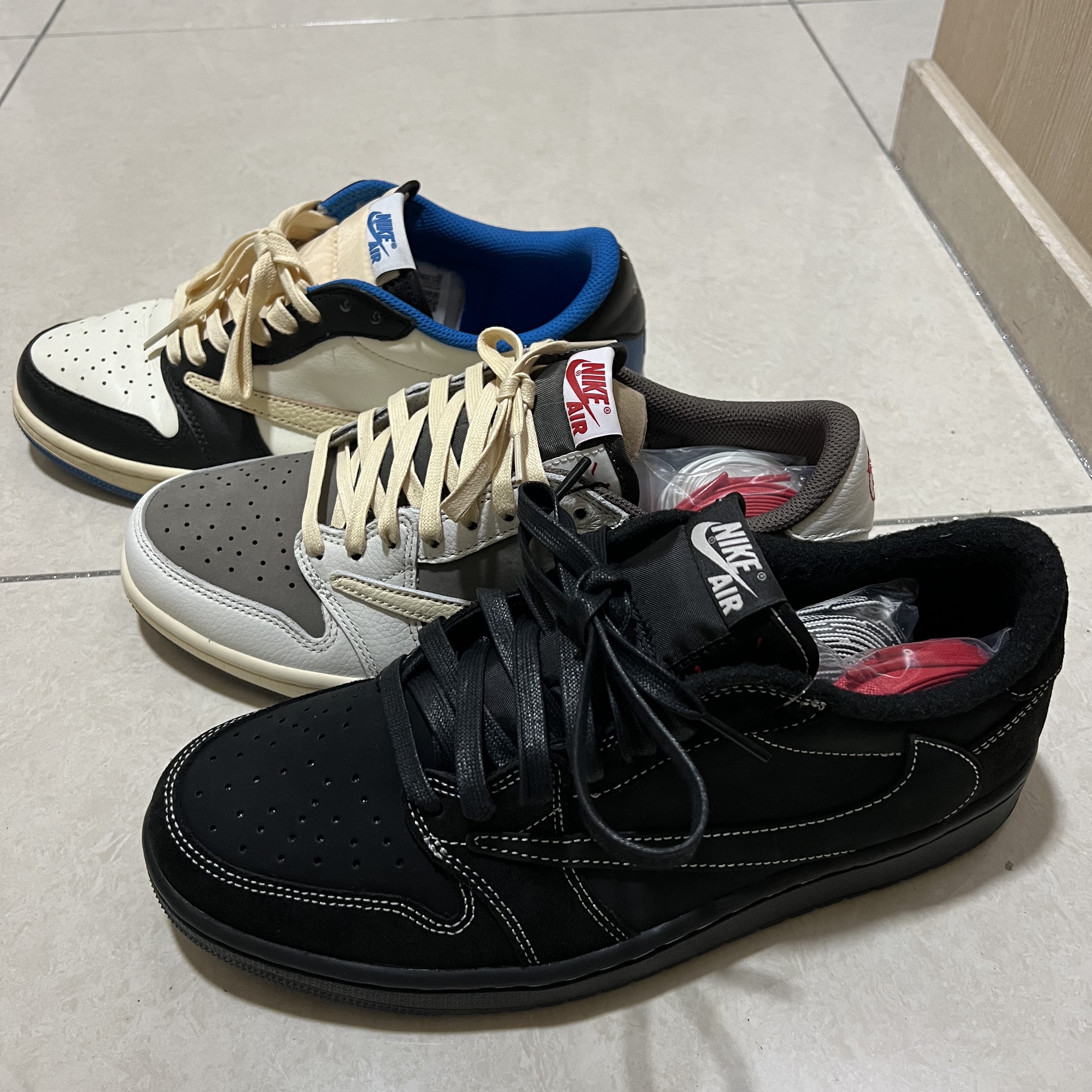 Jordan 1 x Travis Scott Retro Low OG SP Black Phantom 착용 스타일