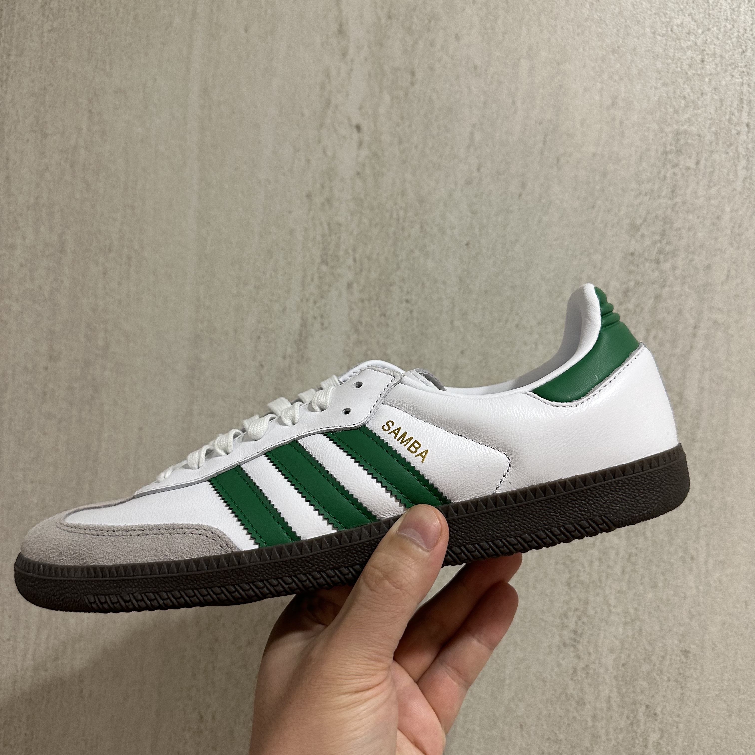 Adidas Samba OG White Green 착용 스타일