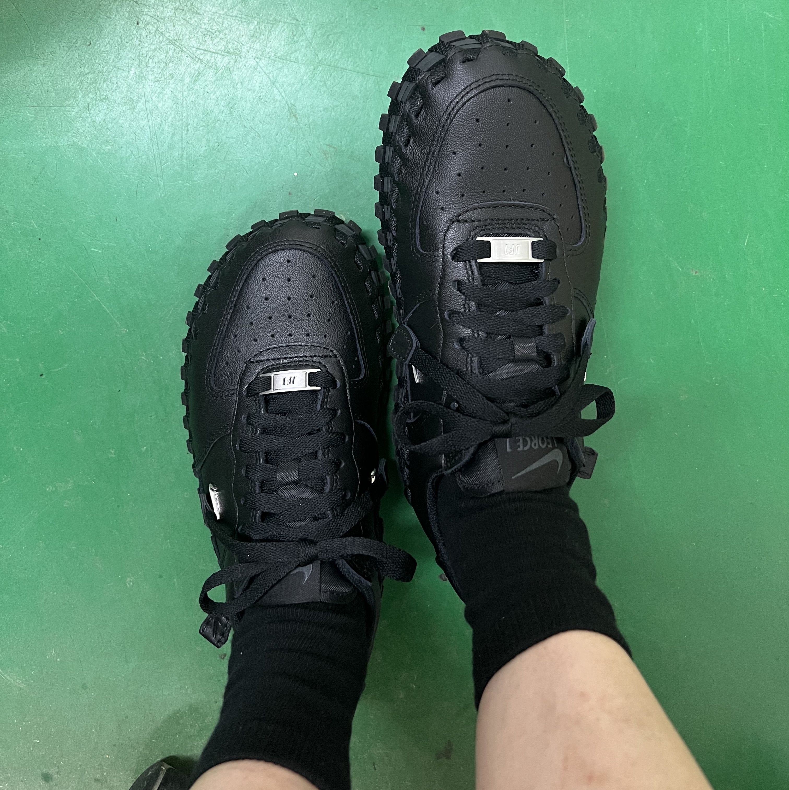 Nike x Jacquemus J Force 1 Low LX SP Black 착용 스타일