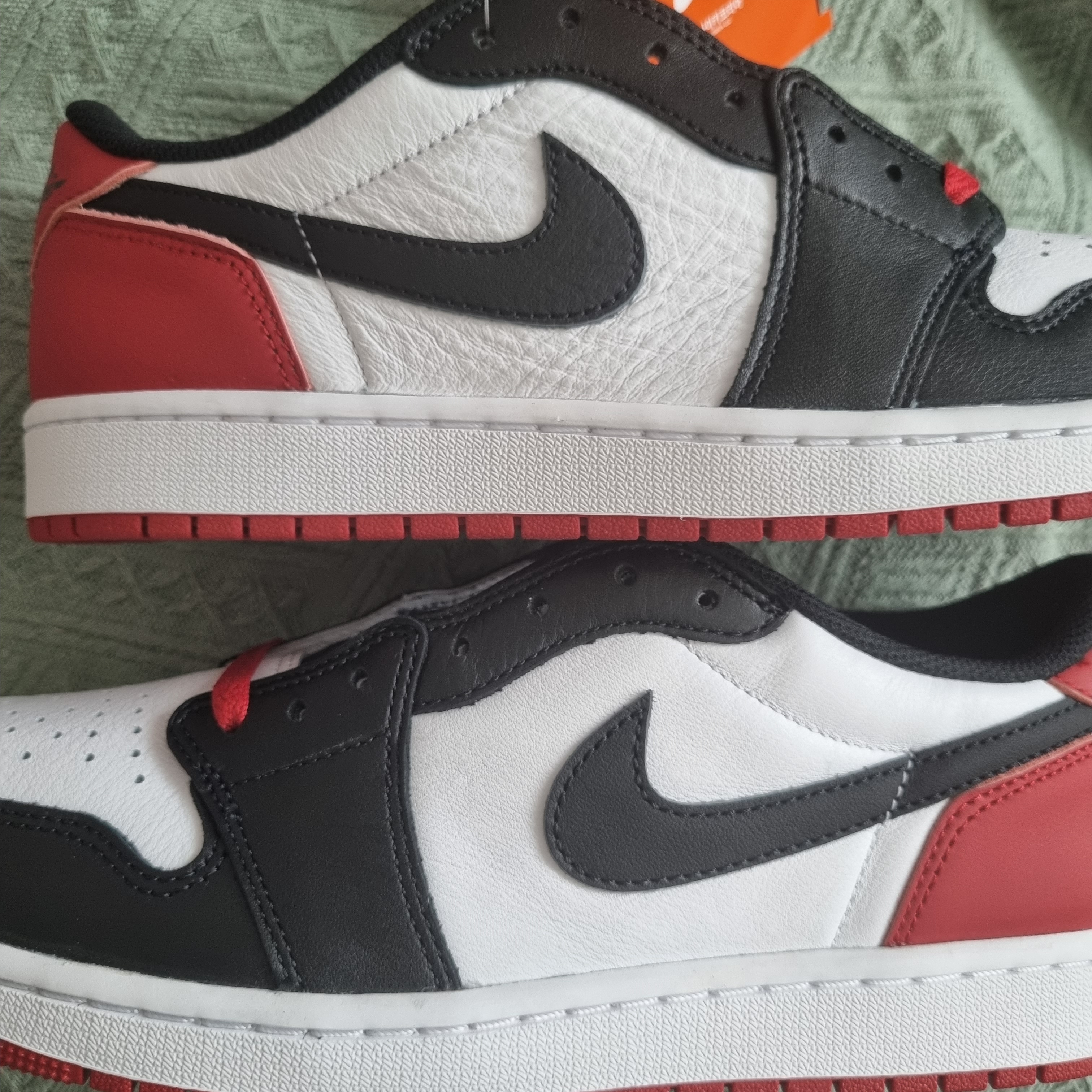 Jordan 1 Retro Low OG Black Toe 착용 스타일