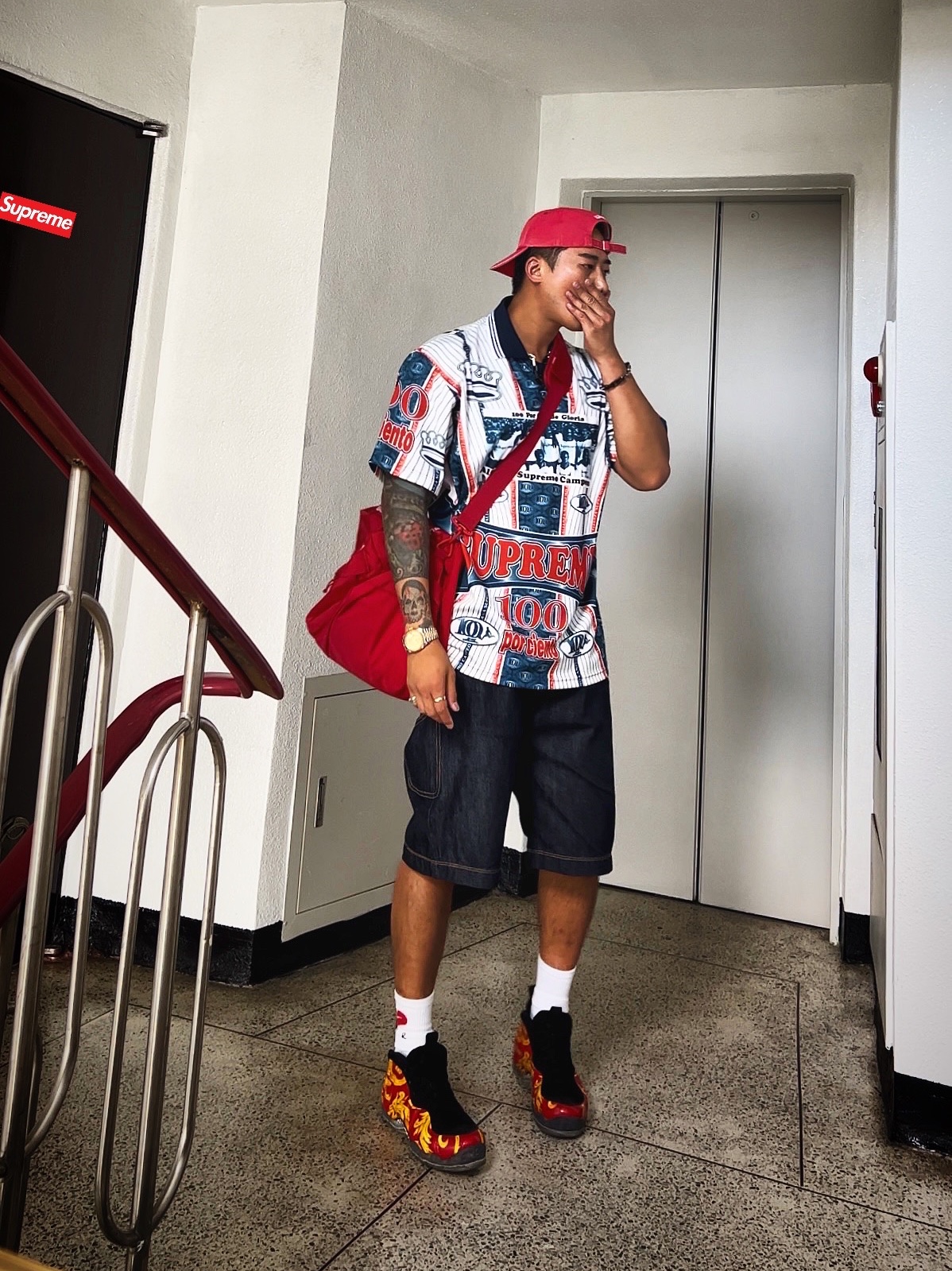 Supreme Pigment Canvas S Logo 6-Panel Red - 23SS, Nike x Supreme Air Foamposite One Red 착용 스타일 - 2