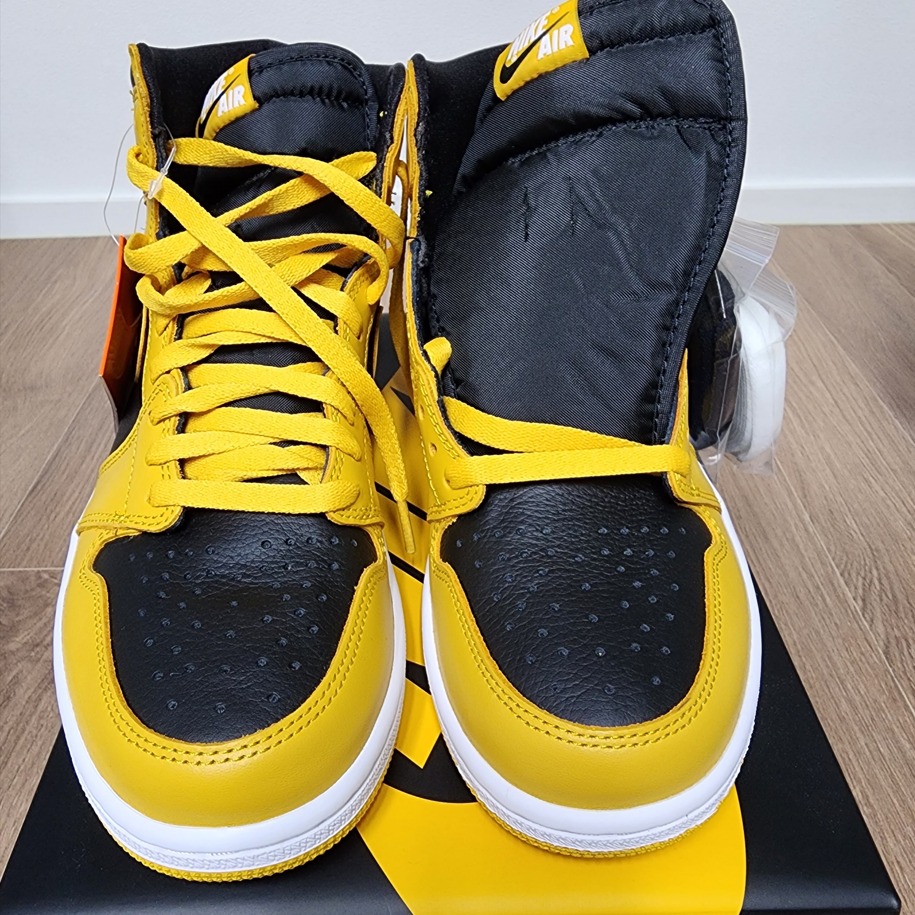 Jordan 1 Retro High OG Pollen 착용 스타일 - 1