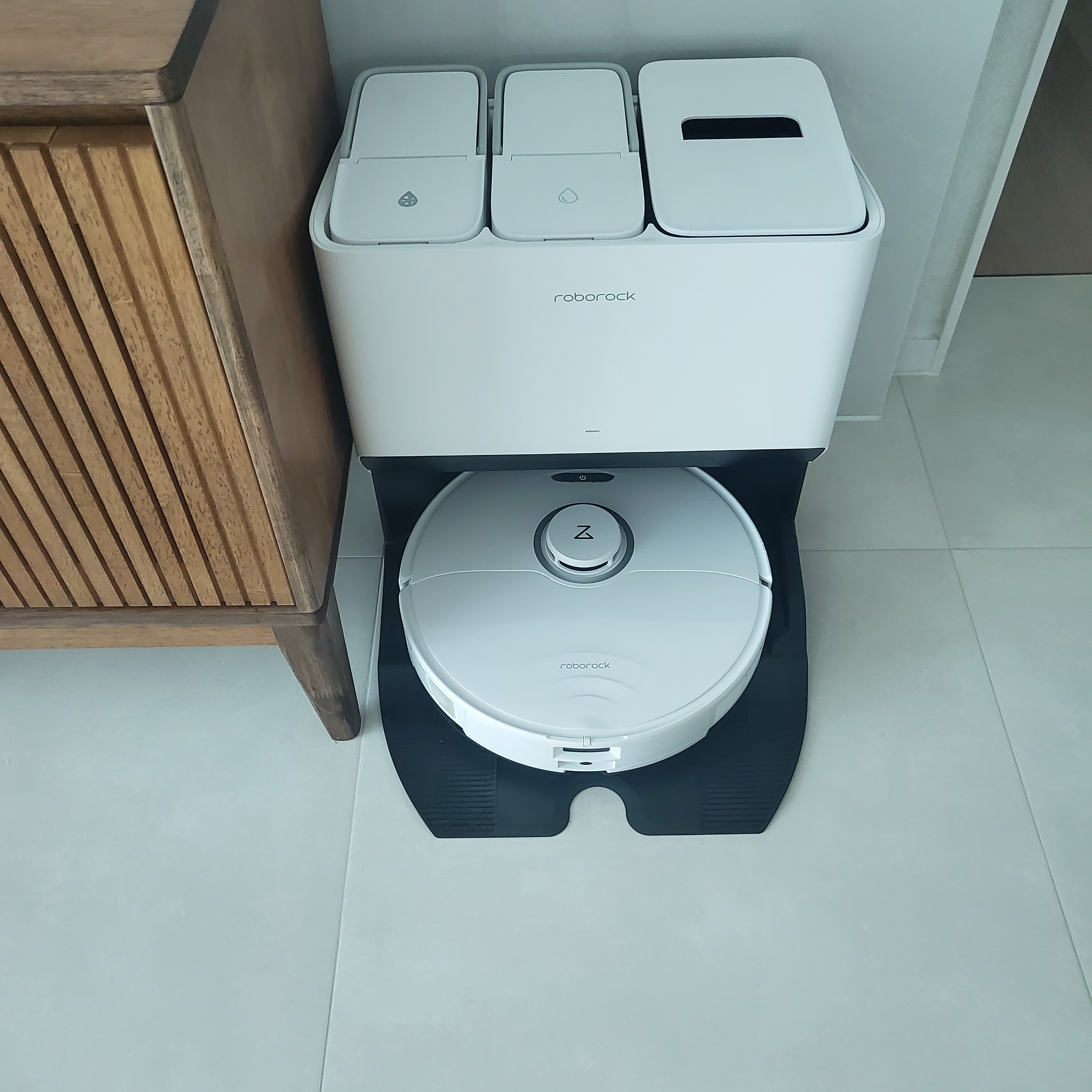 Roborock S8 Pro Ultra & Dock (Korean Ver.) 착용 스타일 - 1