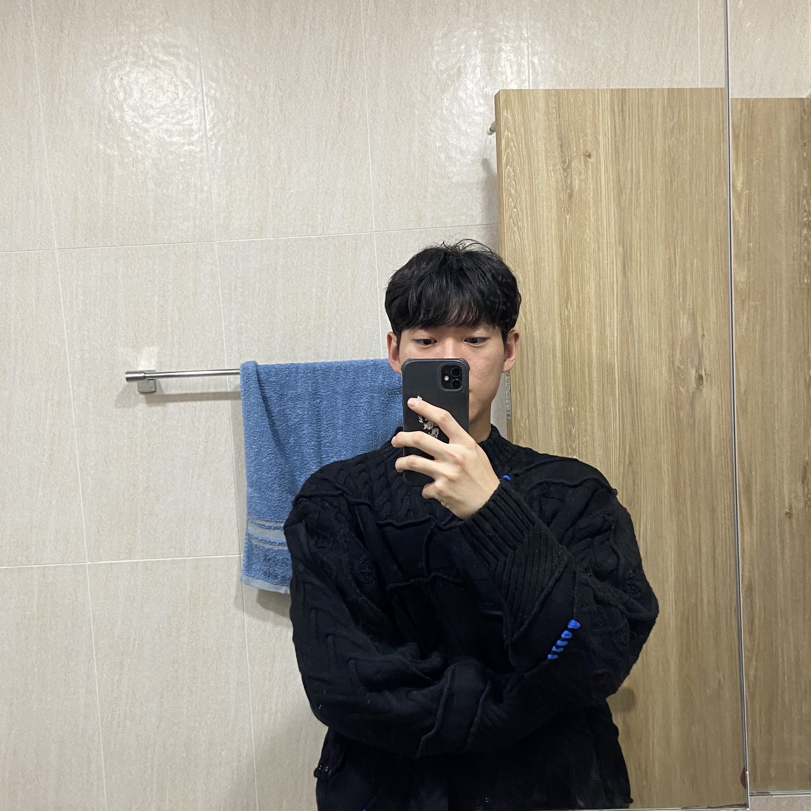 Zara x Ader Error Patchwork Oversize Knit Sweater Black 착용 스타일