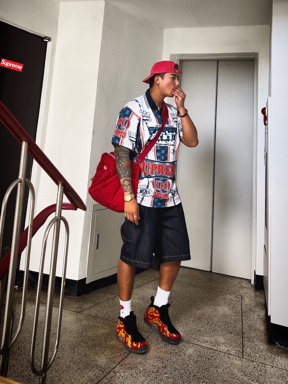 Supreme Pigment Canvas S Logo 6-Panel Red - 23SS, Nike x Supreme Air Foamposite One Red 착용 스타일 - 3
