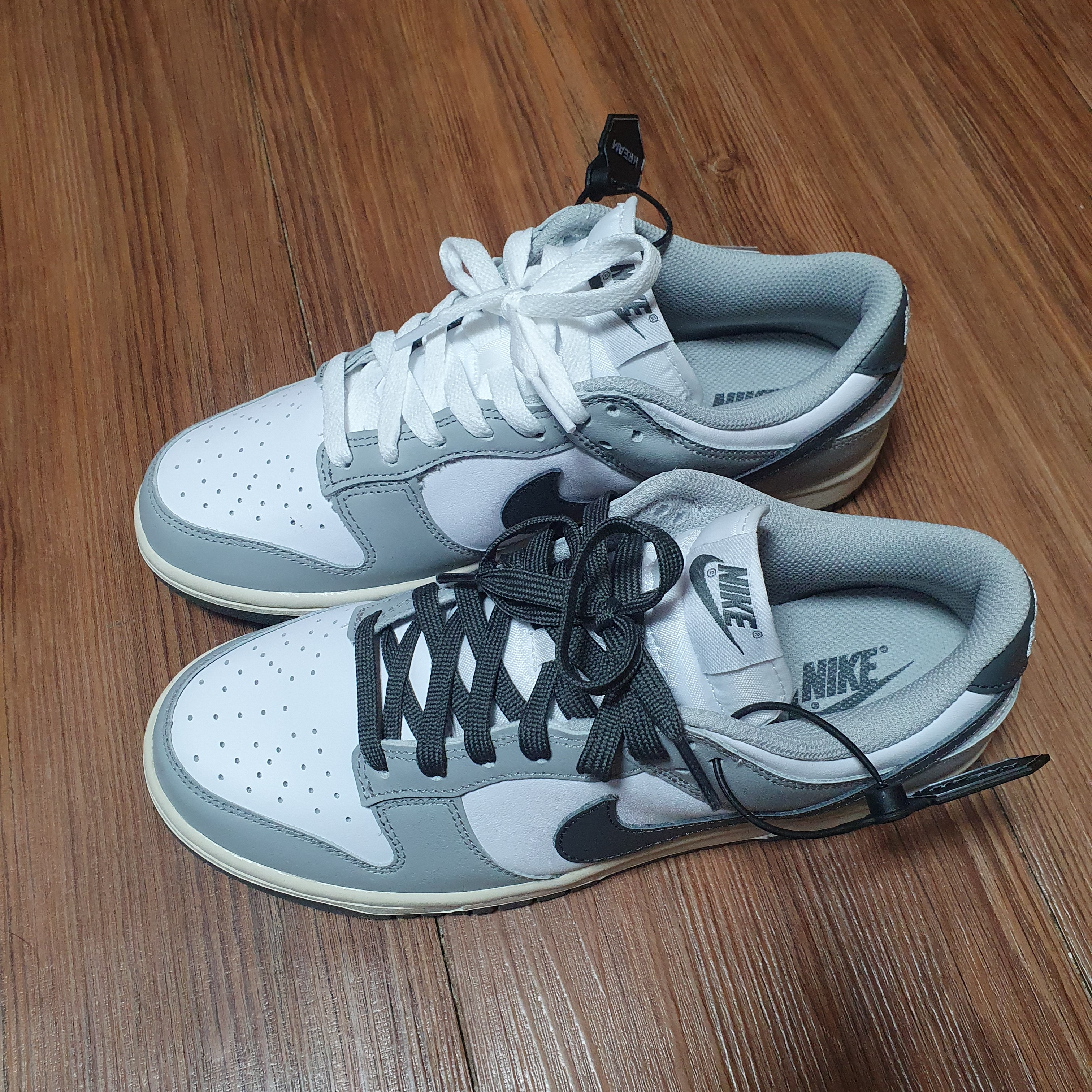 (W) Nike Dunk Low Light Smoke Grey 착용 스타일