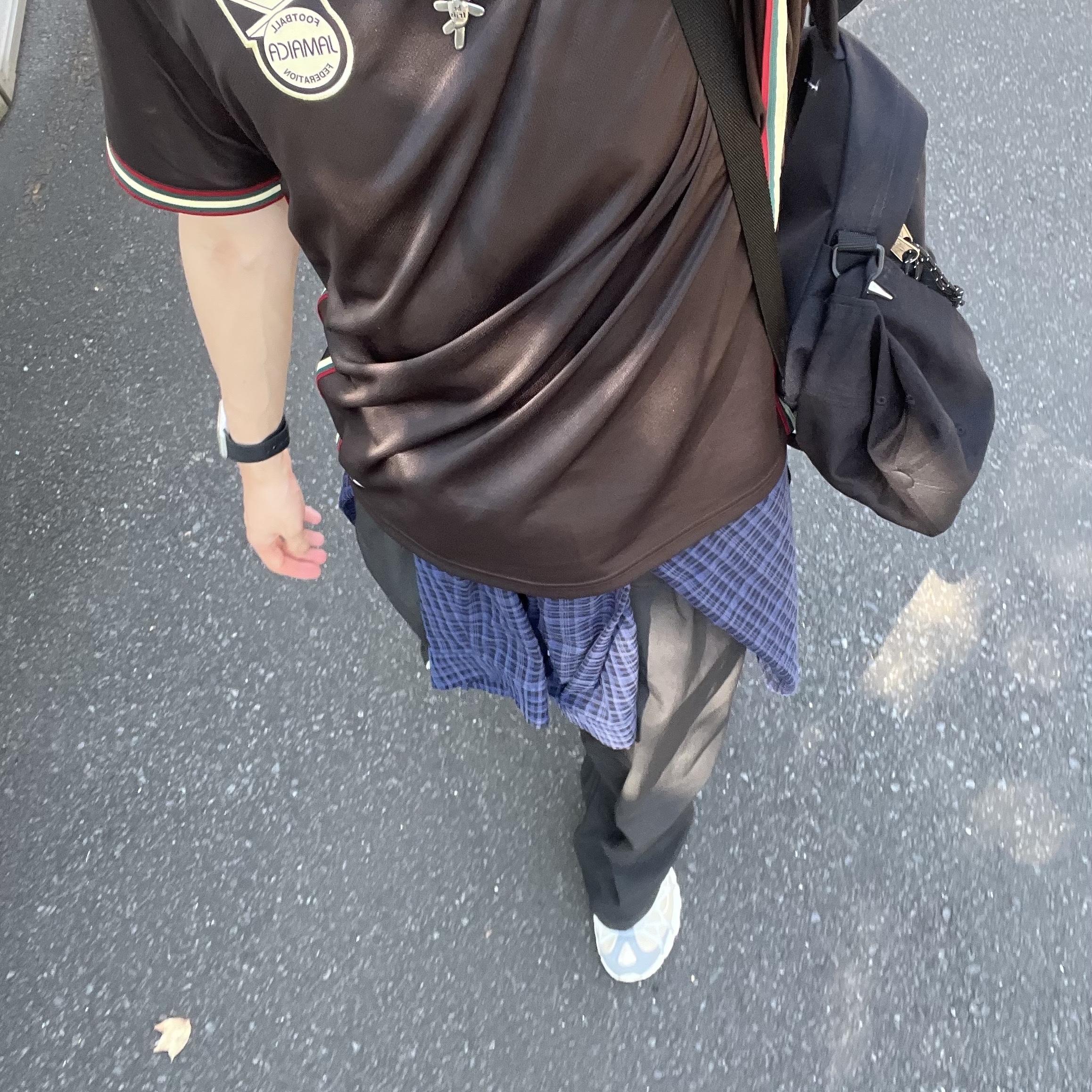 Nike Air Kukini Rattan and Particle Grey, Adidas x Wales Bonner Jamaica 23 Away Jersey Night Brown - US Sizing (Non Marking Ver.) 착용 스타일 - 1