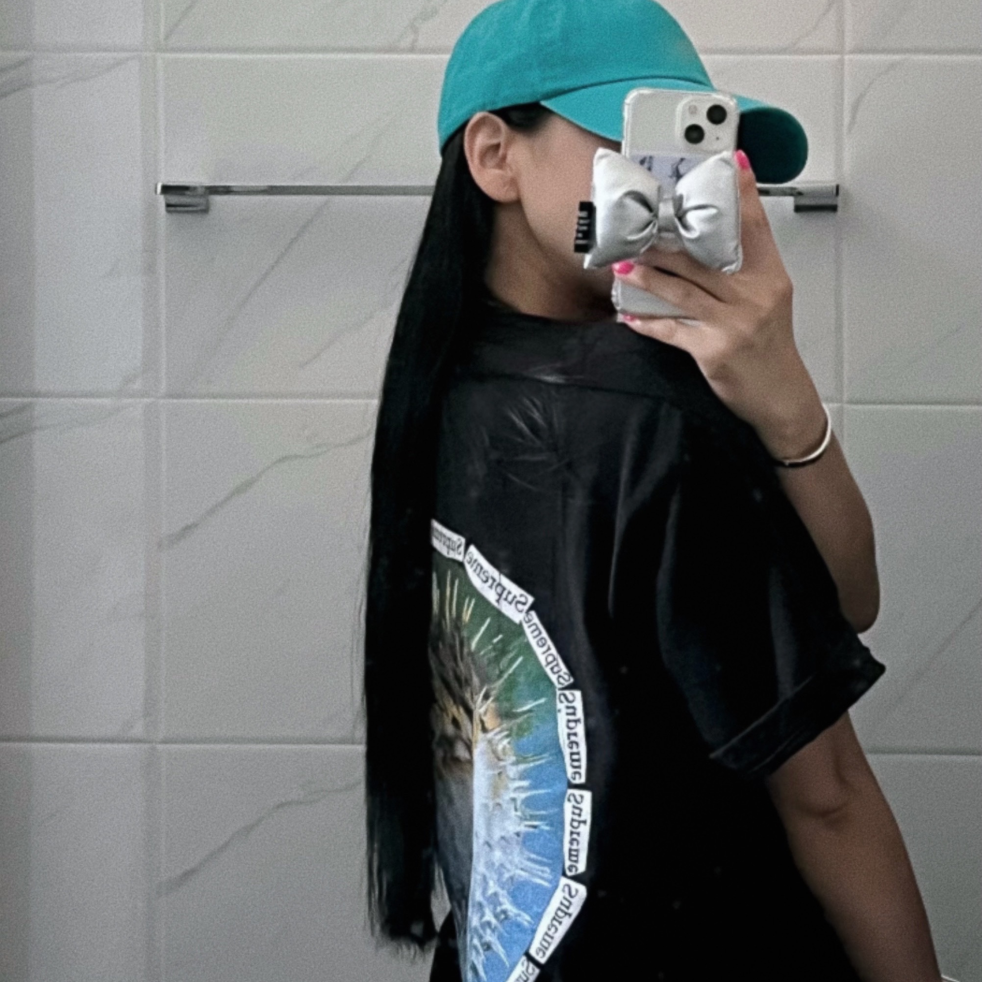 Supreme Blowfish T-Shirt Black - 23SS 착용 스타일