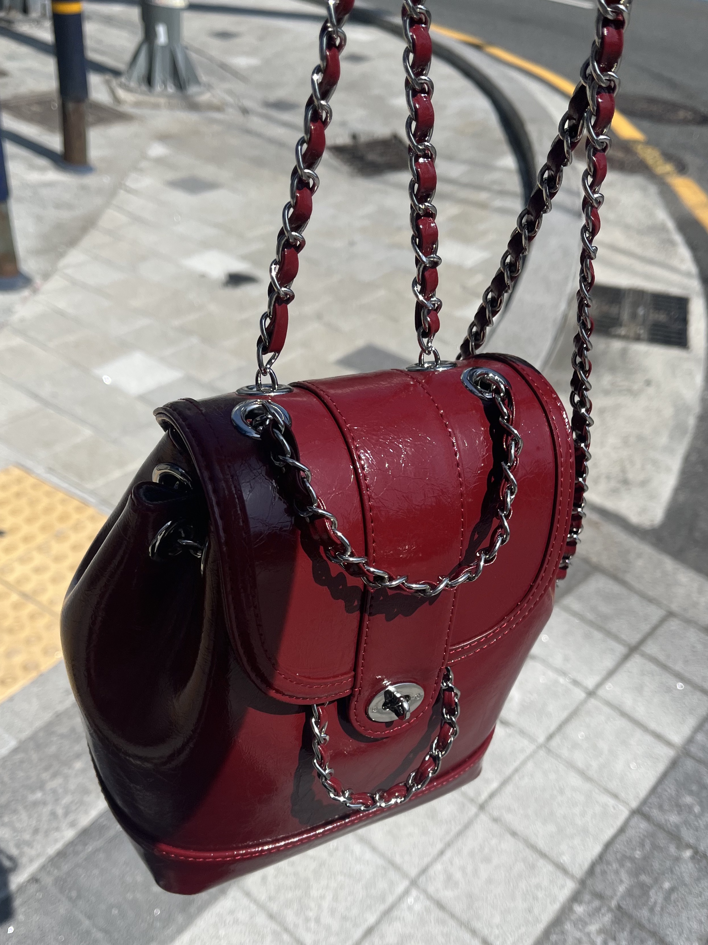 Cardinal Red Hawoo-A Bag Burgundy, Converse Chuck 70 Ox Black - Standard 착용 스타일 - 3