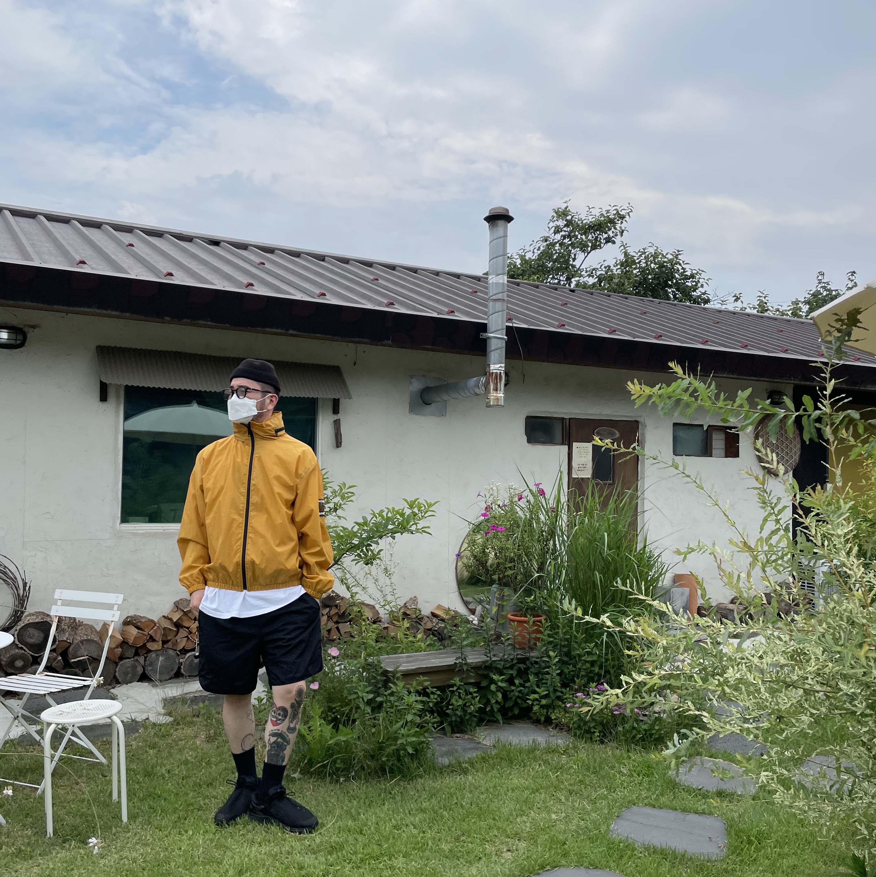 Helinox x Heritagefloss Nylon Washer Jacket Mustard 착용 스타일 - 2