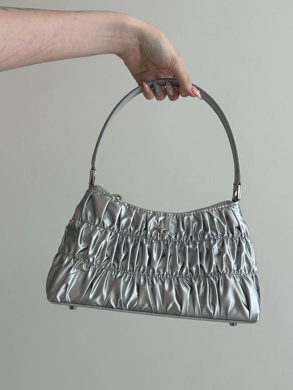 For Appeal Women Sparkle Star Shirring Hobo Bag Silver 착용 스타일