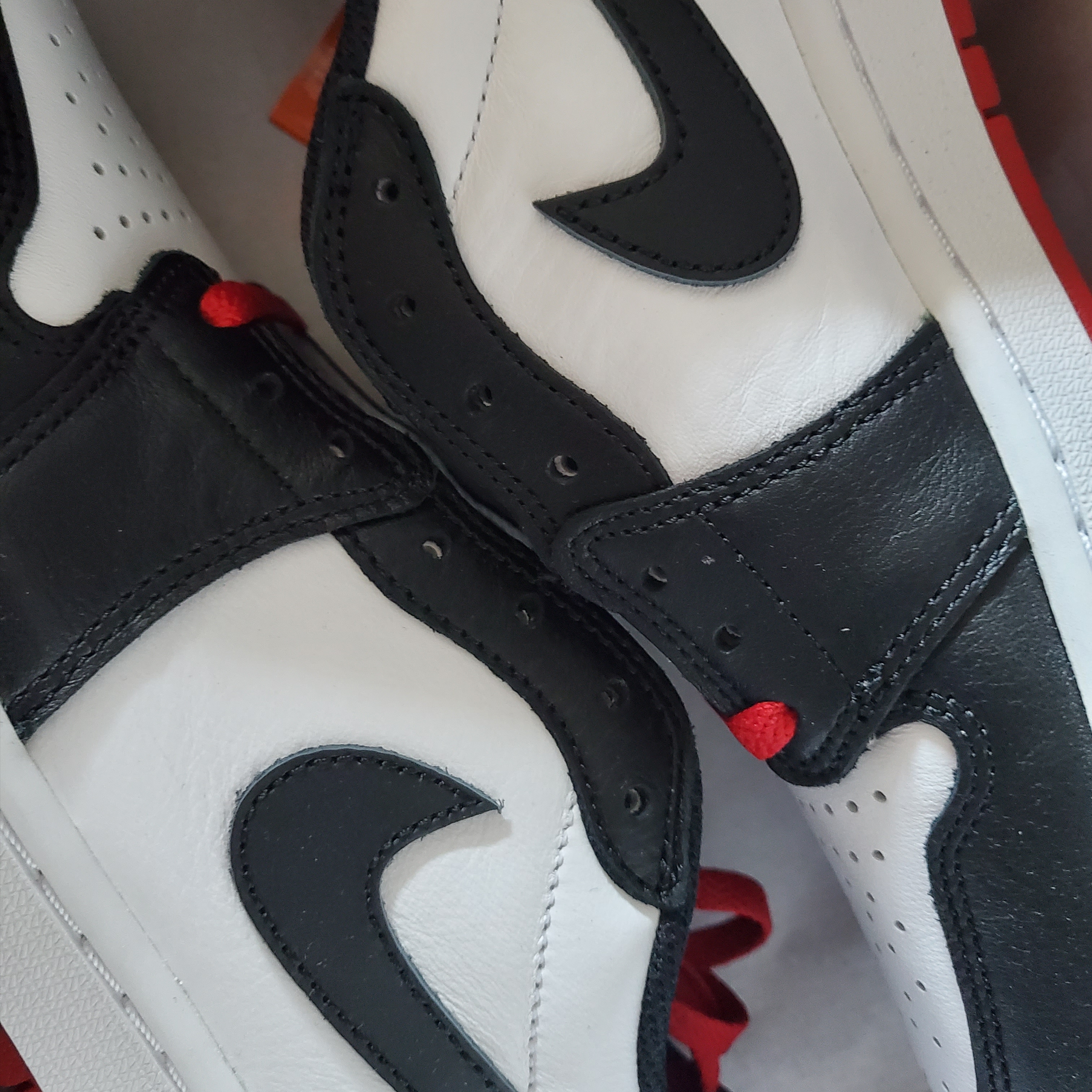 Jordan 1 Retro Low OG Black Toe 착용 스타일