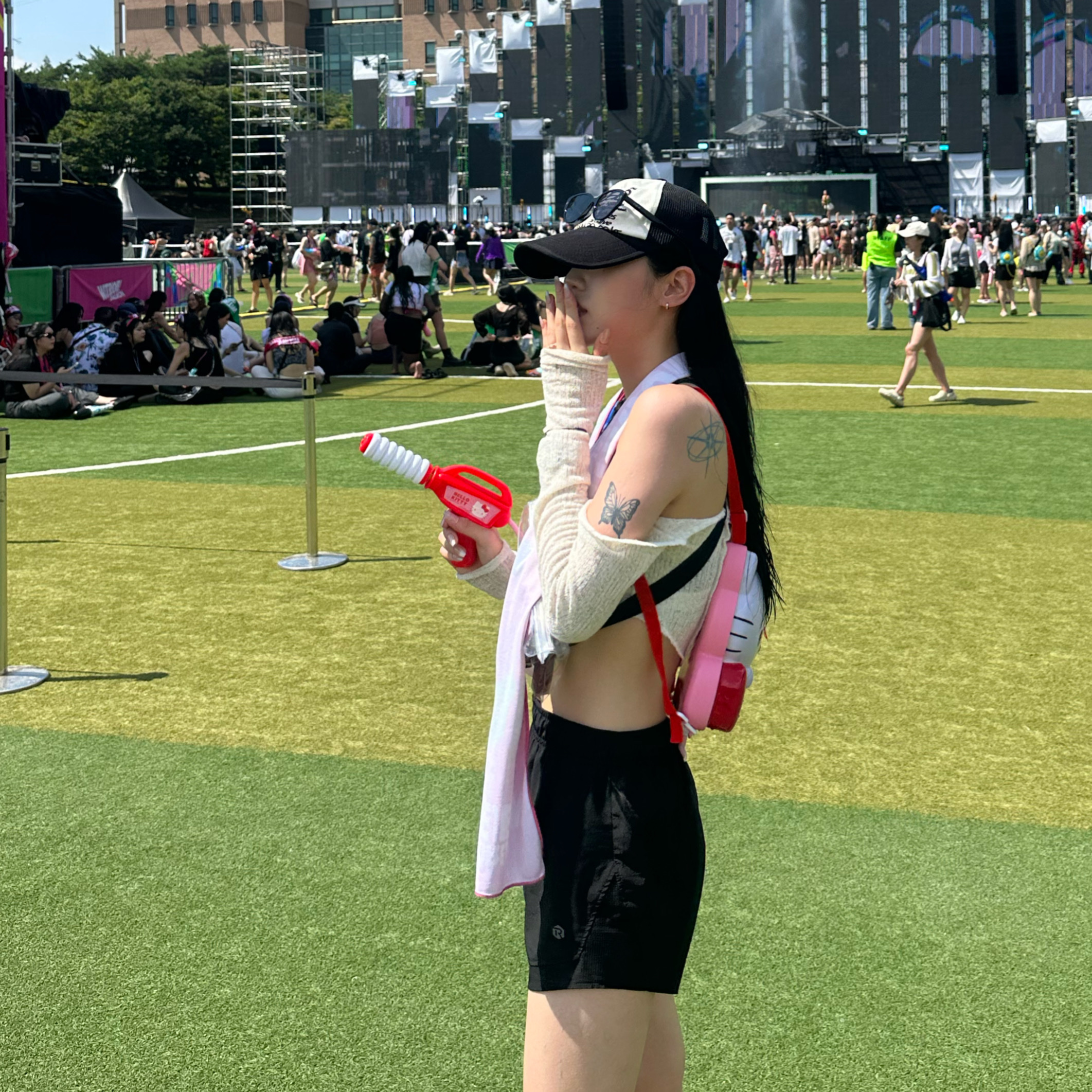Aeae Web Logo Mesh Cap Black, (W) Keen Shanti White Black 착용 스타일 - 1