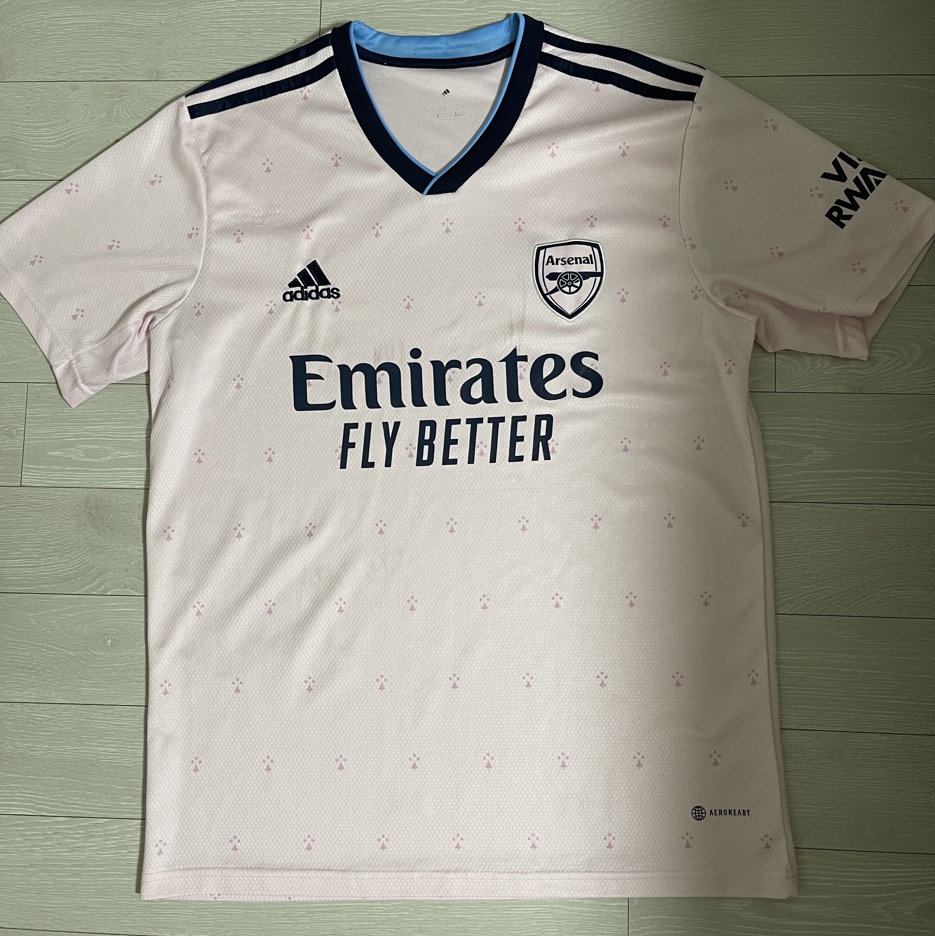 Adidas Arsenal 2022/23 Home Jersey Scarlet White - KR Sizing (Non Marking Ver.) 착용 스타일