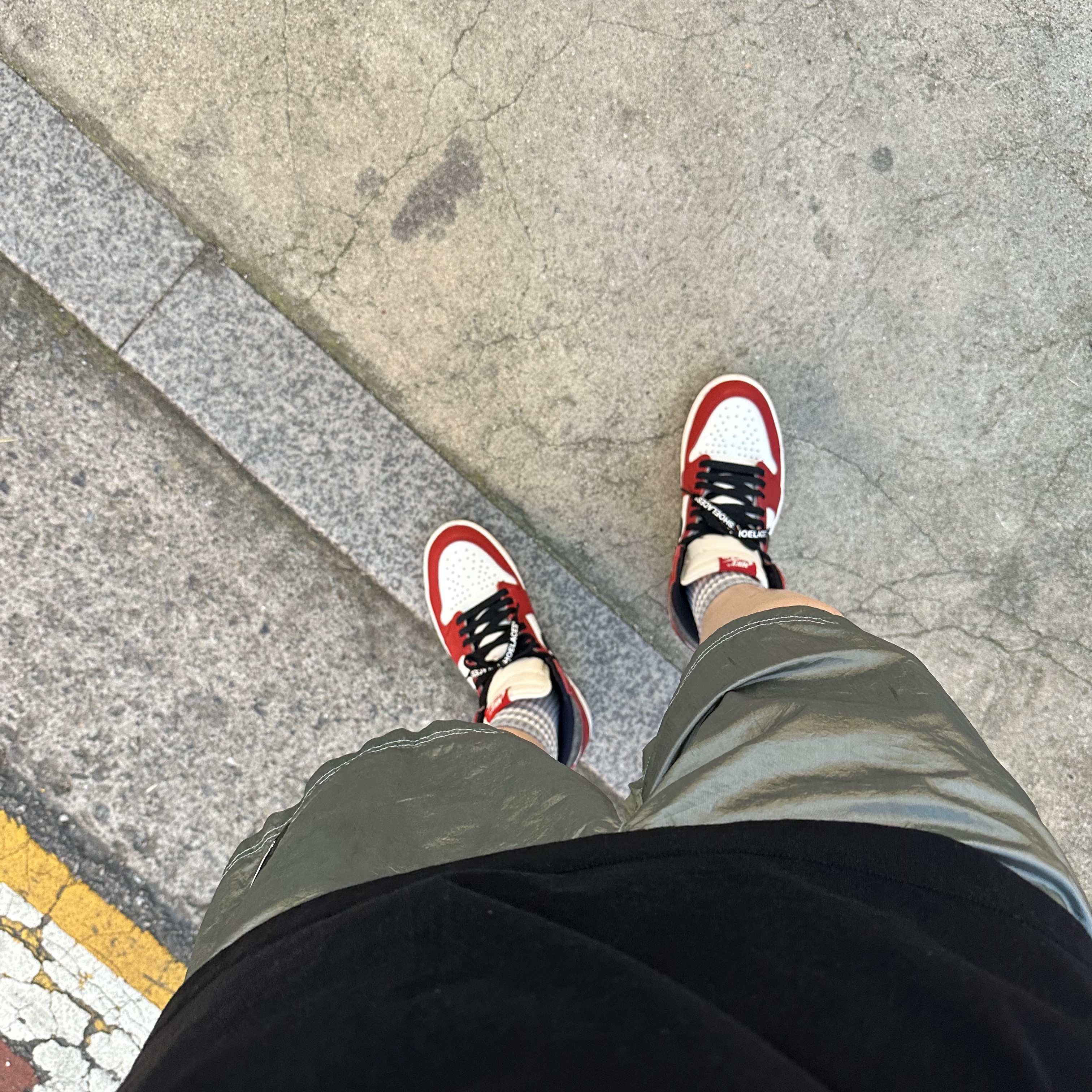 Jordan 1 Retro High OG Chicago 2022 착용 스타일 - 1