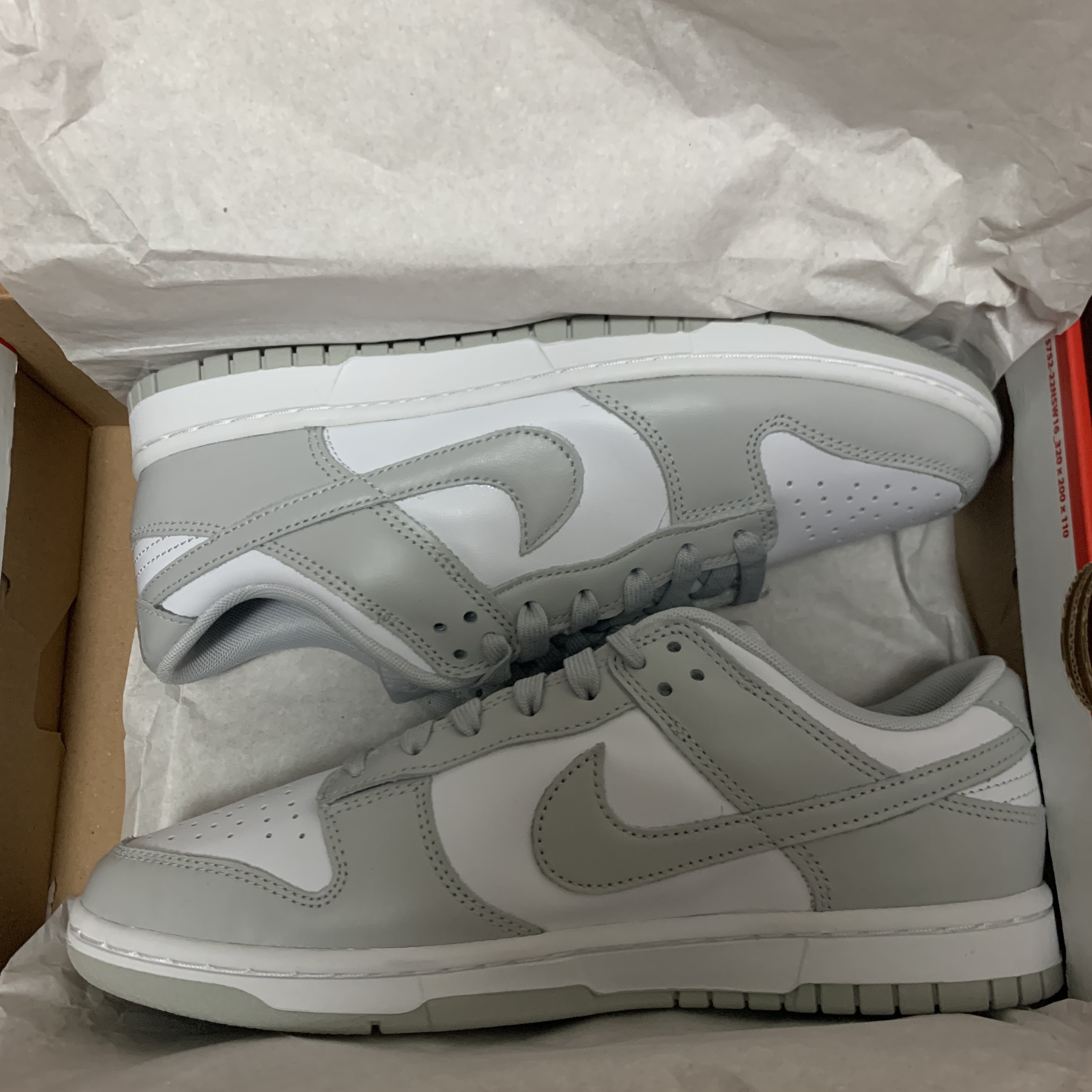 Nike Dunk Low Retro Grey Fog 착용 스타일