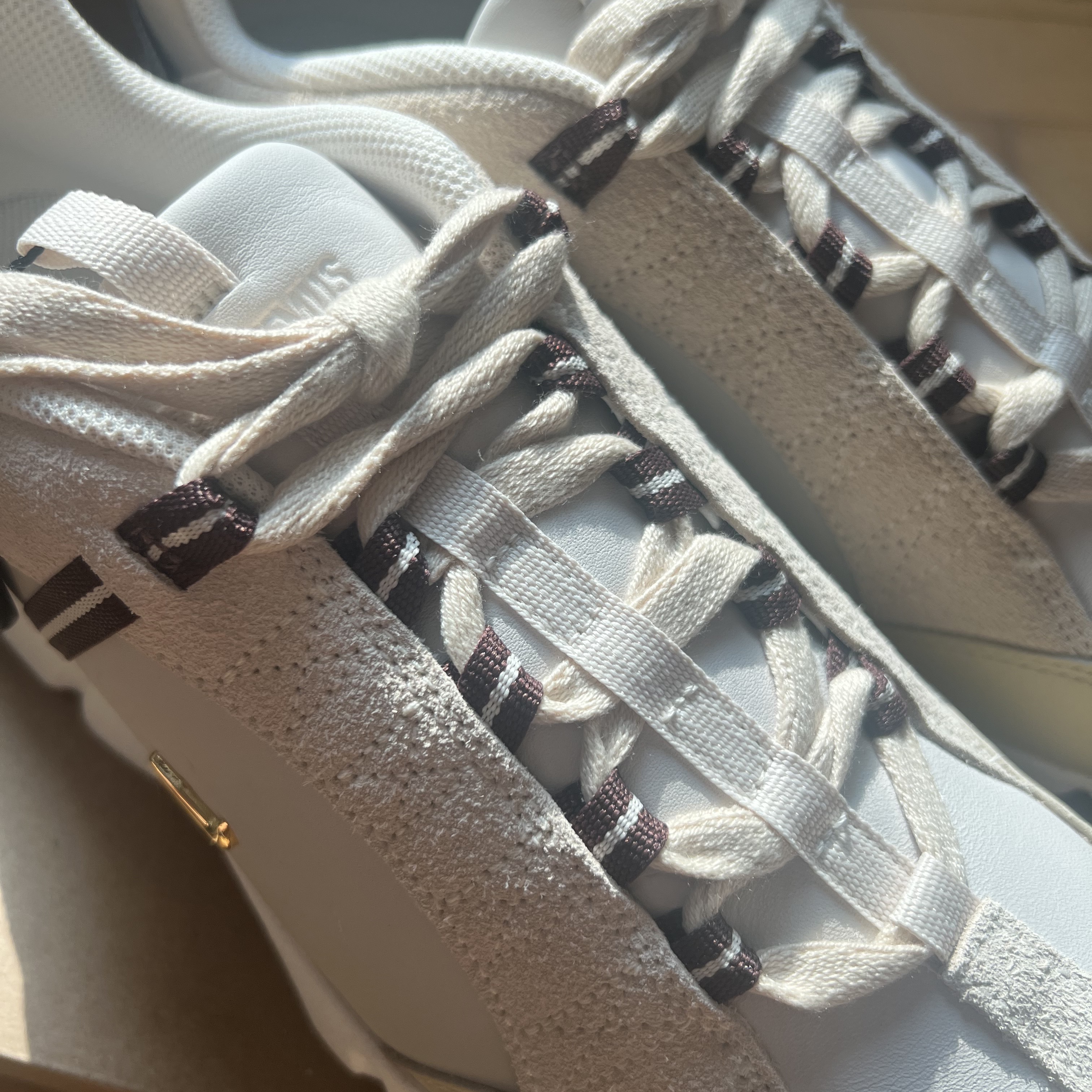 Nike x Jacquemus Air Humara LX Light Bone and Gold 착용 스타일