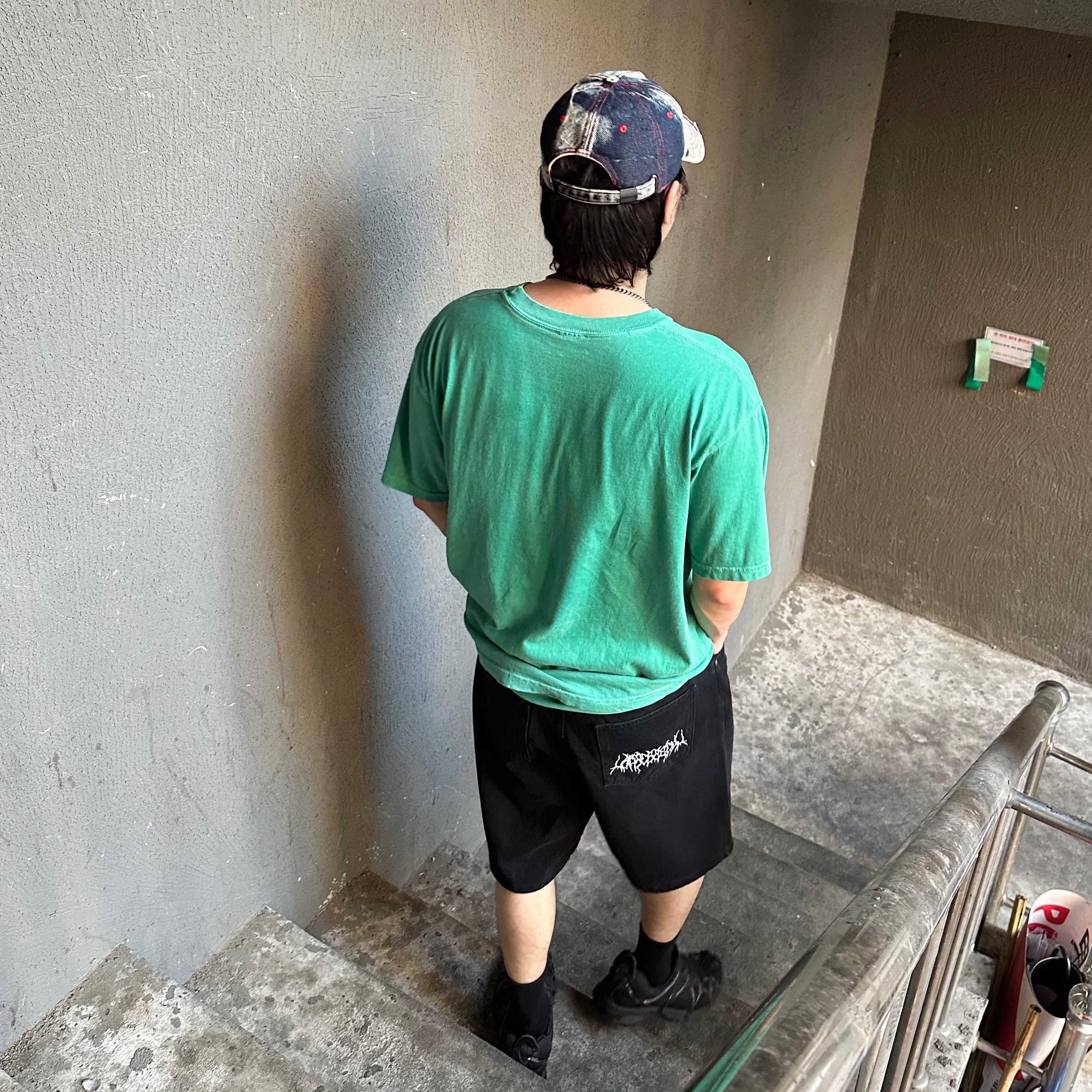 Diesel C-Seymon Treated Denim Baseball Cap Blue White, Nike Air Kukini Triple Black 착용 스타일 - 2