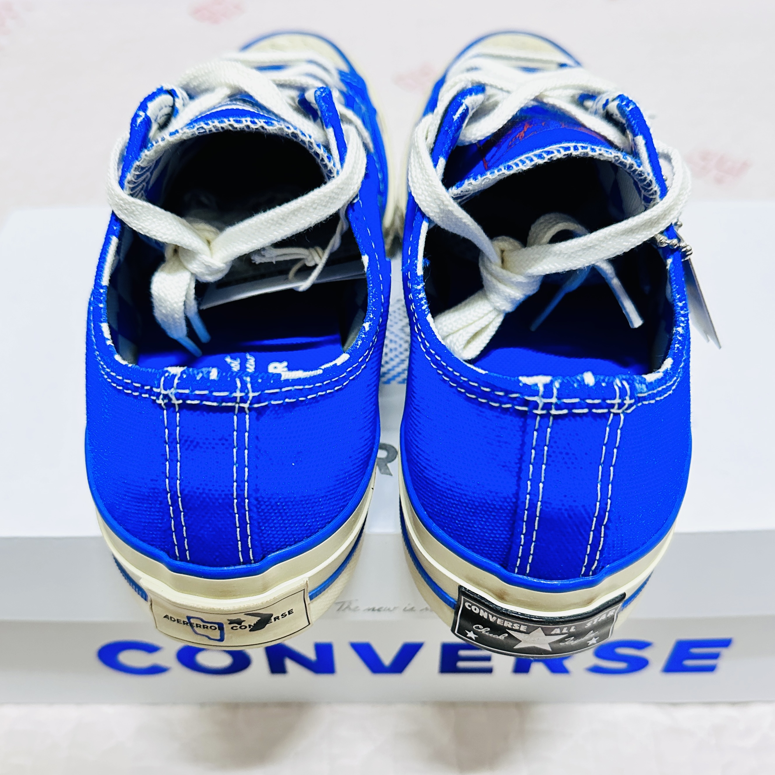 Converse x Ader Error Chuck 70 Ox Imperial Blue 착용 스타일 - 3