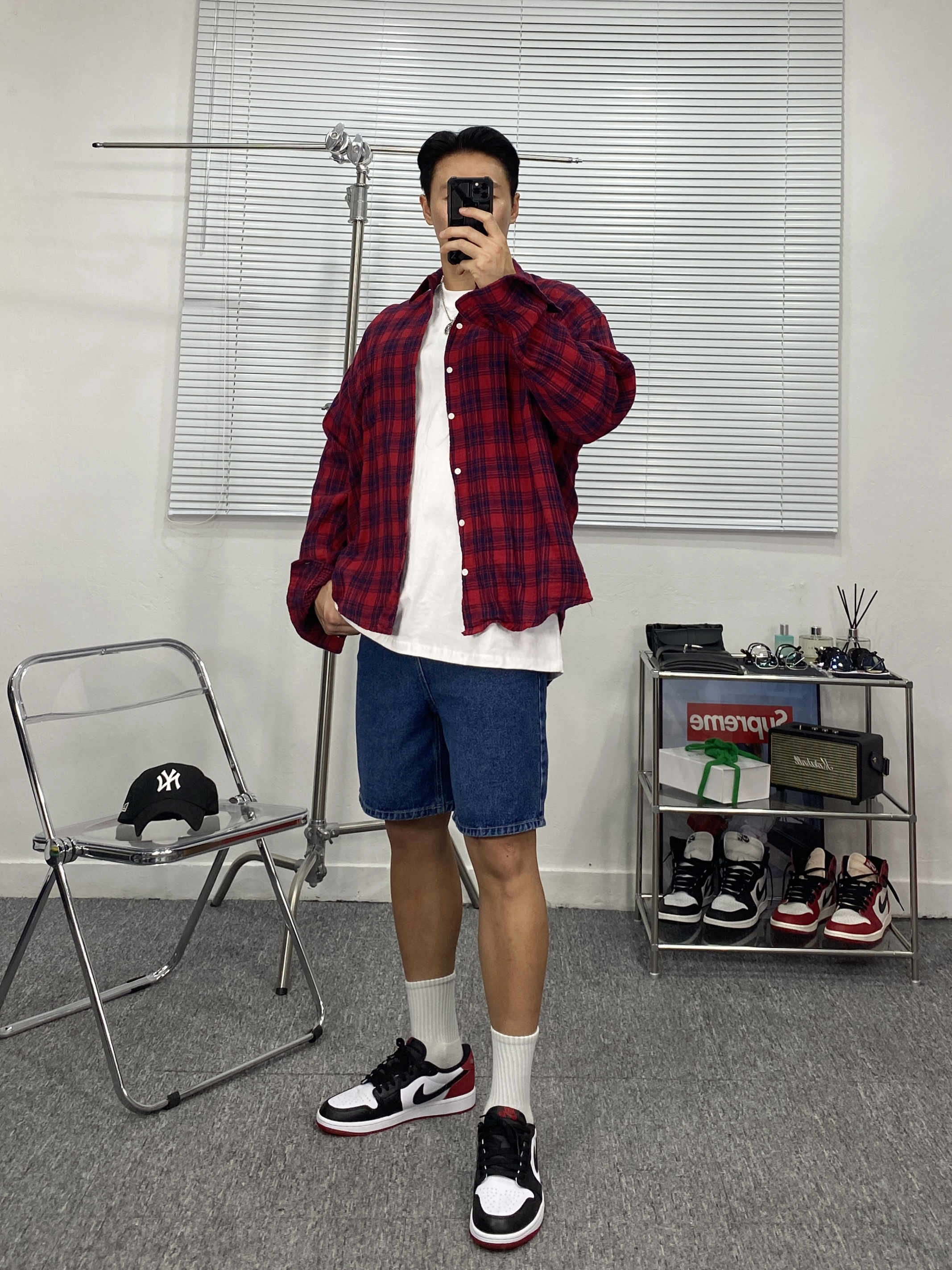 Jordan 1 Retro Low OG Black Toe 착용 스타일 - 4