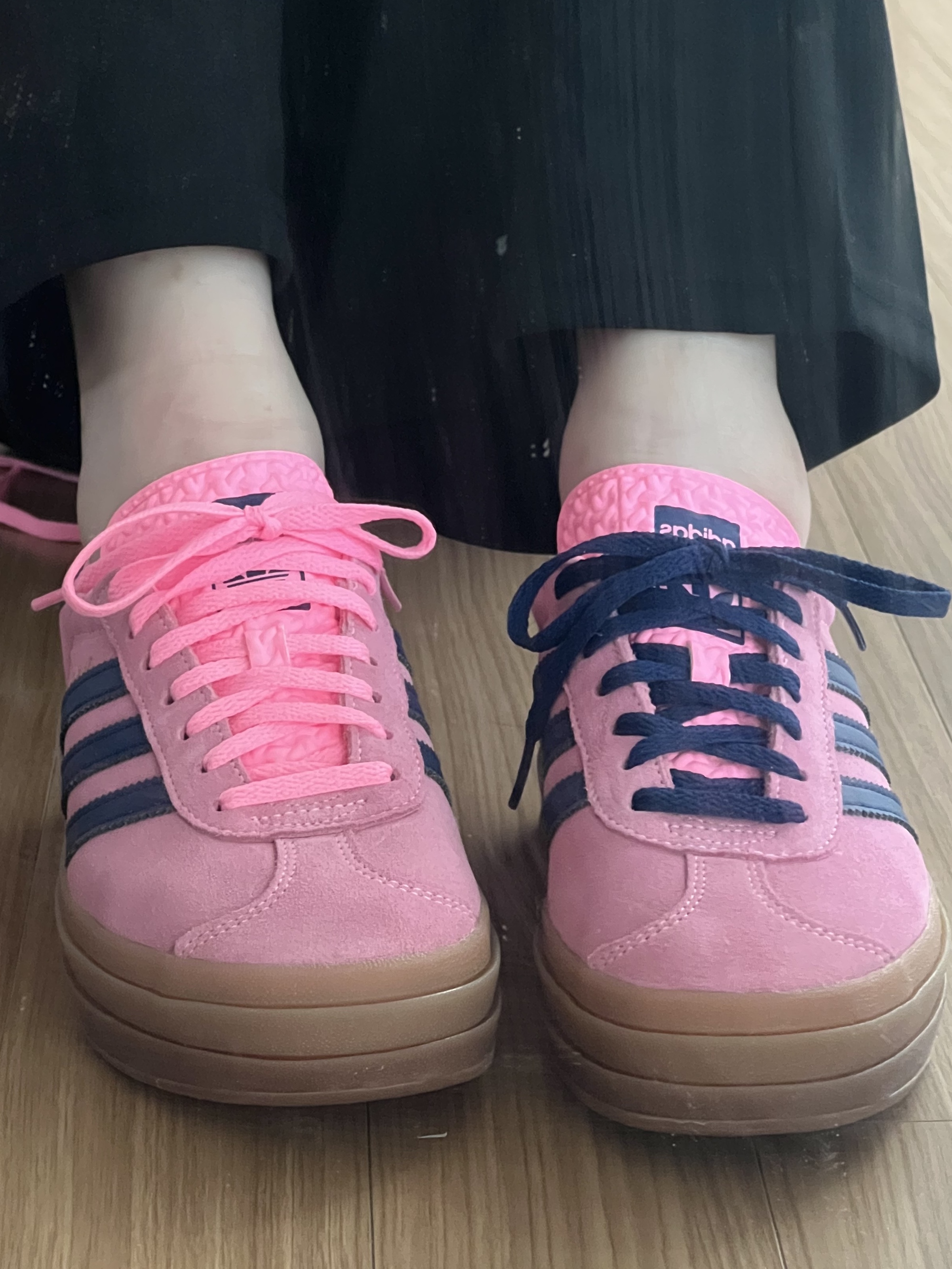(W) Adidas Gazelle Bold Pink Glow Victory Blue 착용 스타일 - 2