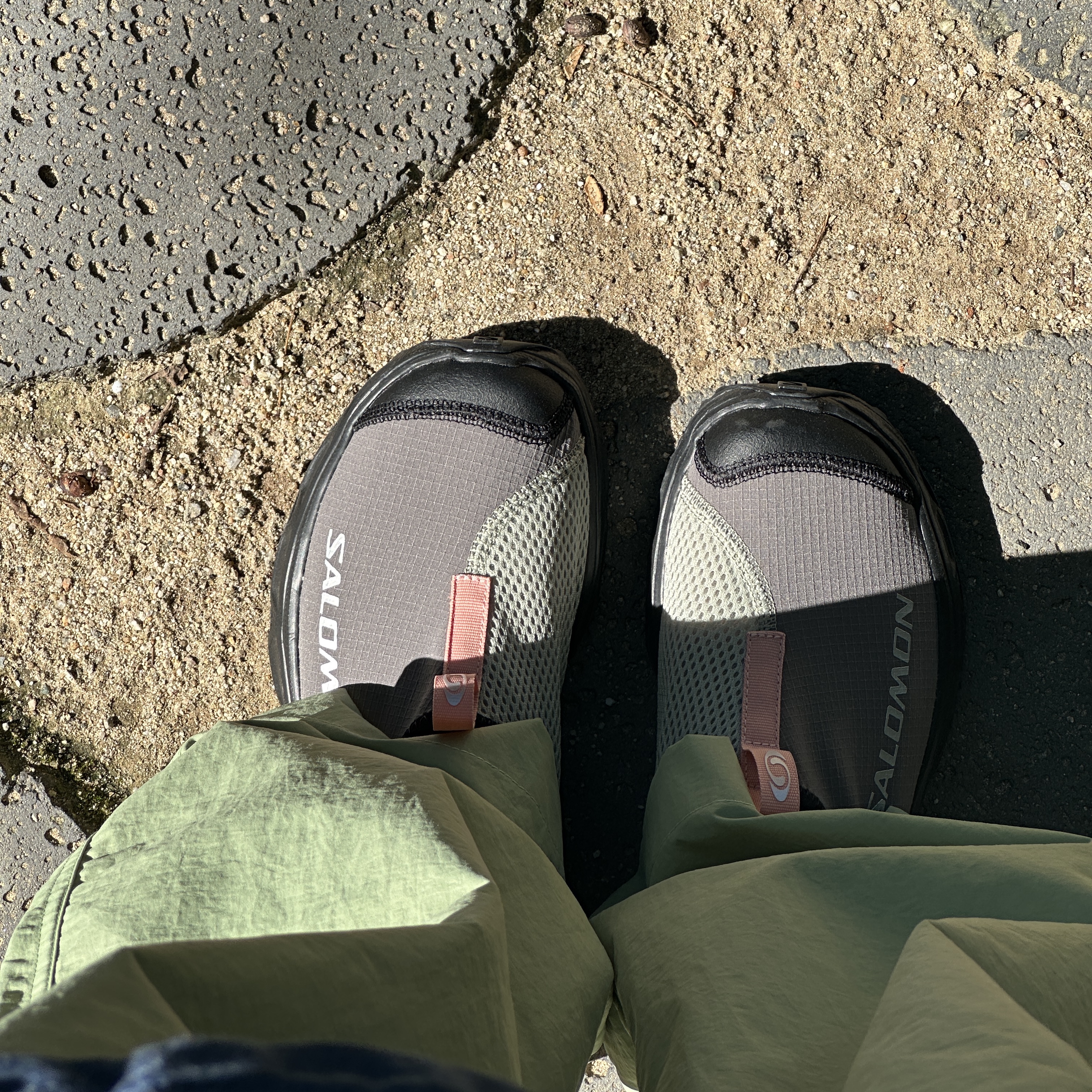 Salomon RX Slide 3.0 Pewter 착용 스타일