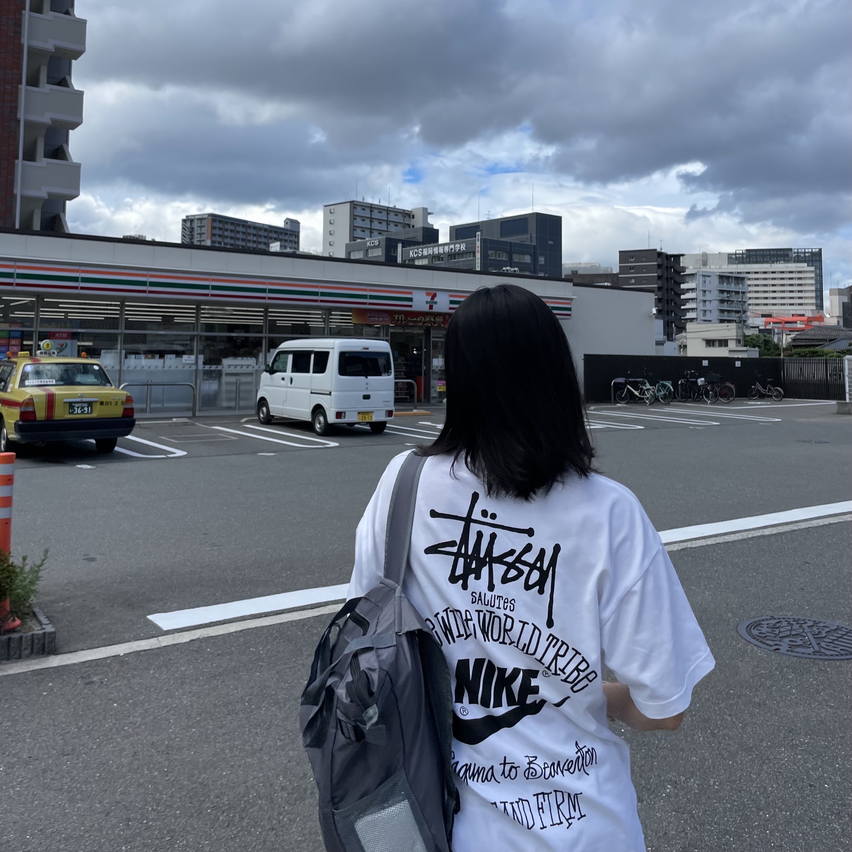 Nike x Stussy T-Shirt White (DV1774-100) 착용 스타일 - 1