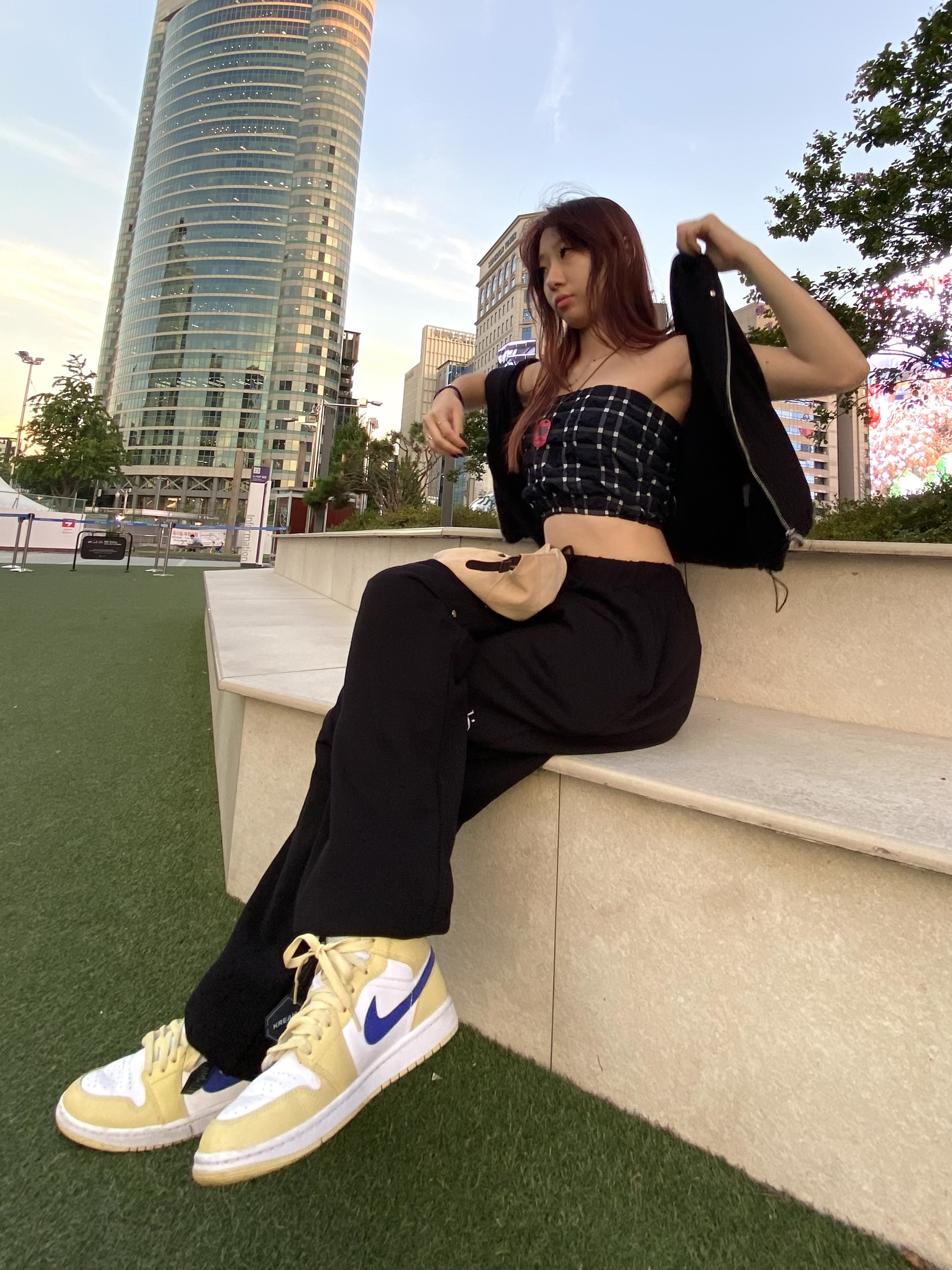 (W) Jordan 1 Mid Lemon Wash Lapis 착용 스타일 - 4