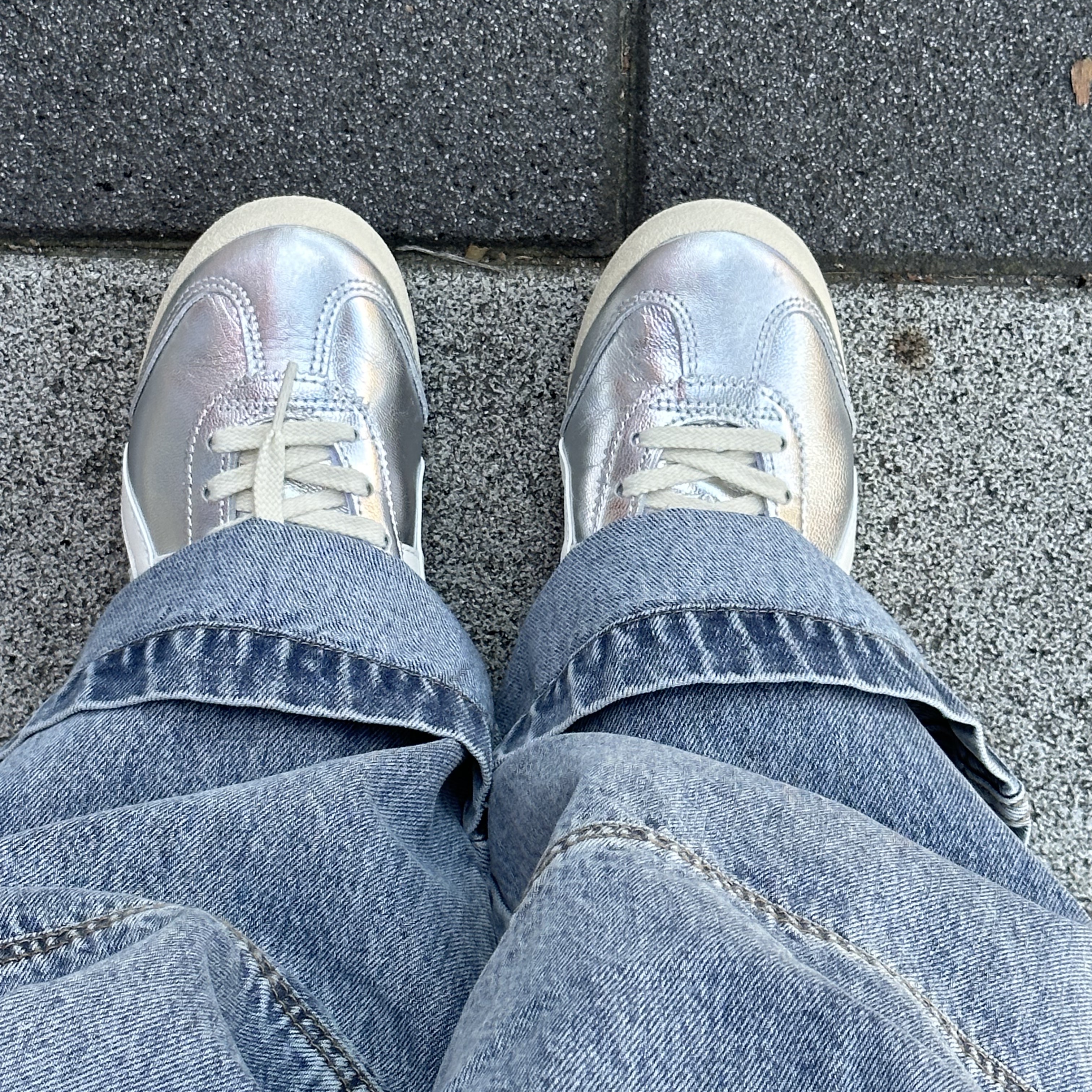 Onitsuka Tiger Mexico 66 White Silver 착용 스타일 - 1